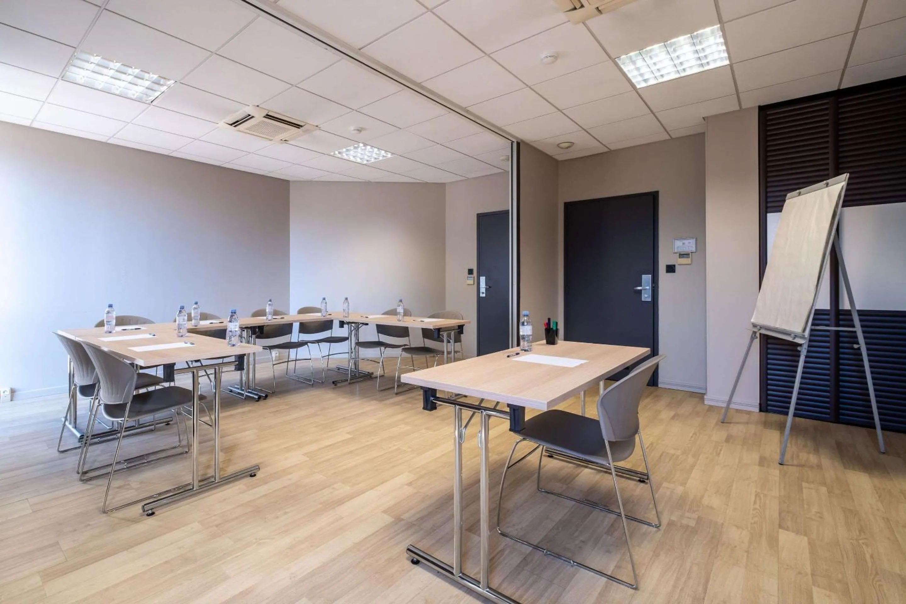 Business facilities in Clarion Aparthotel Toulouse Blagnac Airport
