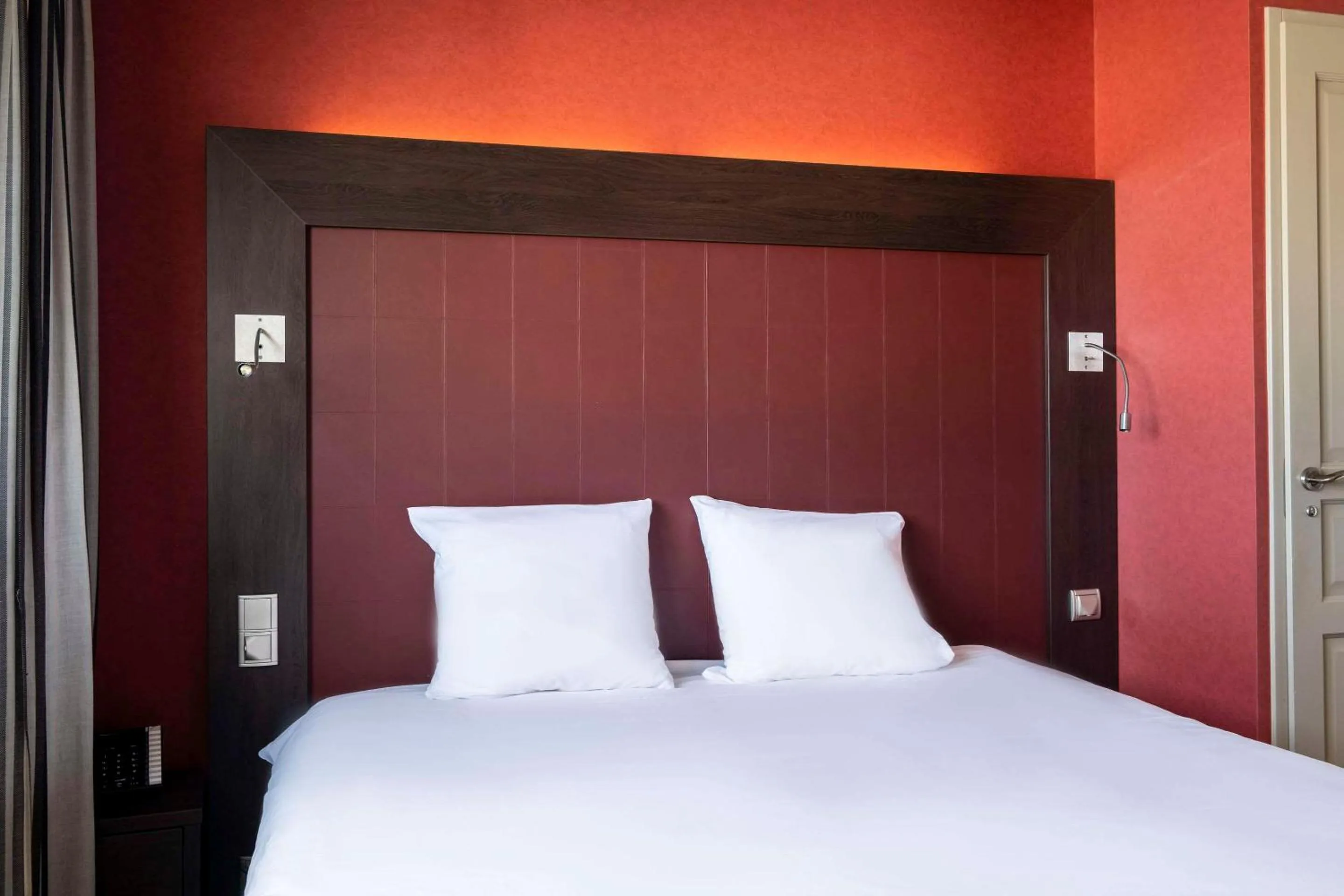 Bedroom, Bed in Clarion Aparthotel Toulouse Blagnac Airport