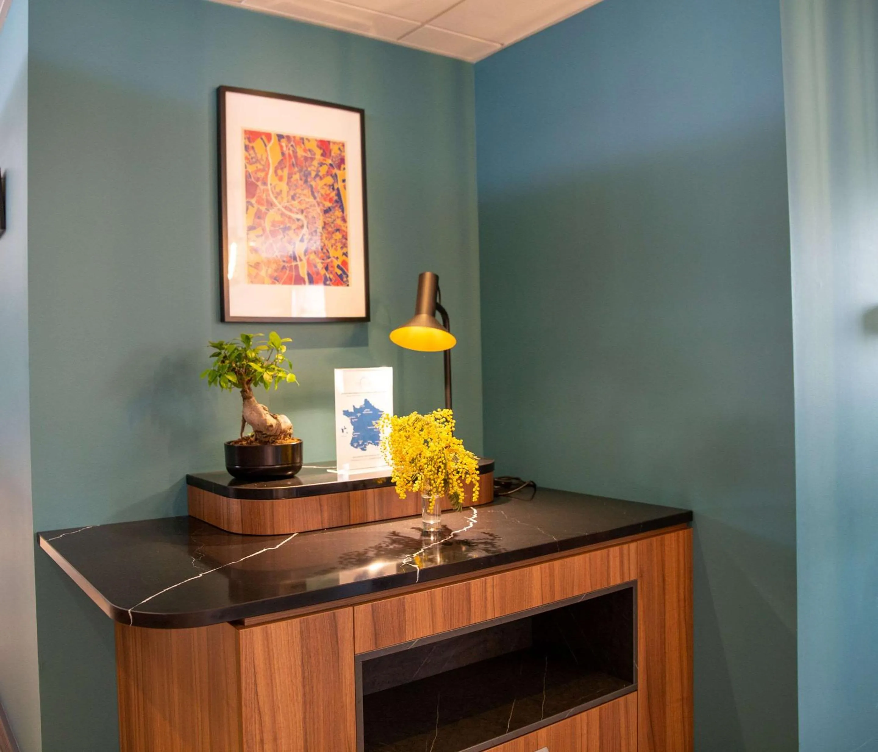 Lobby or reception in Clarion Aparthotel Toulouse Blagnac Airport