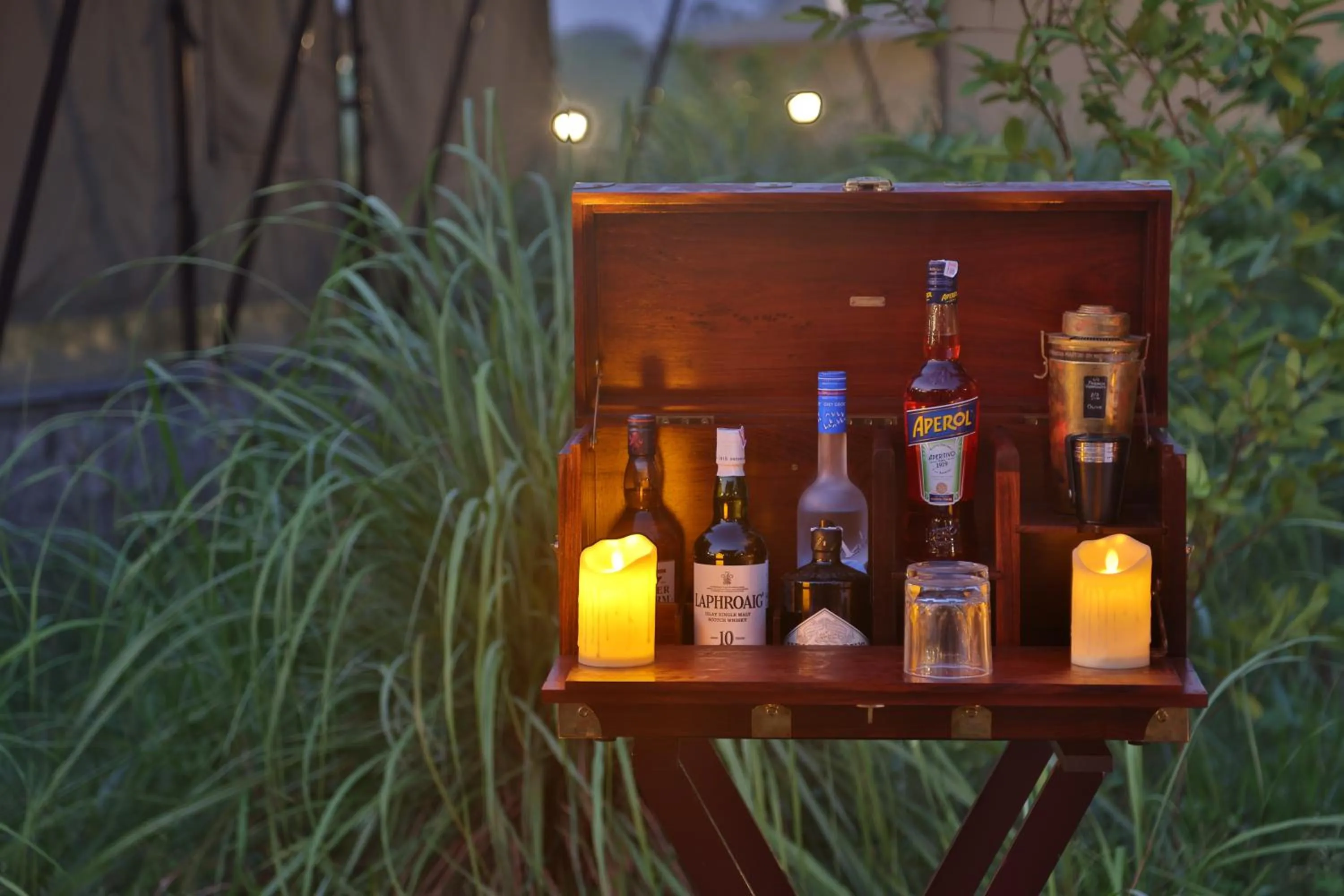 Lounge or bar in Aalia Jungle Retreat and Spa, Bandarjudh, Haridwar - Araiya Anthology