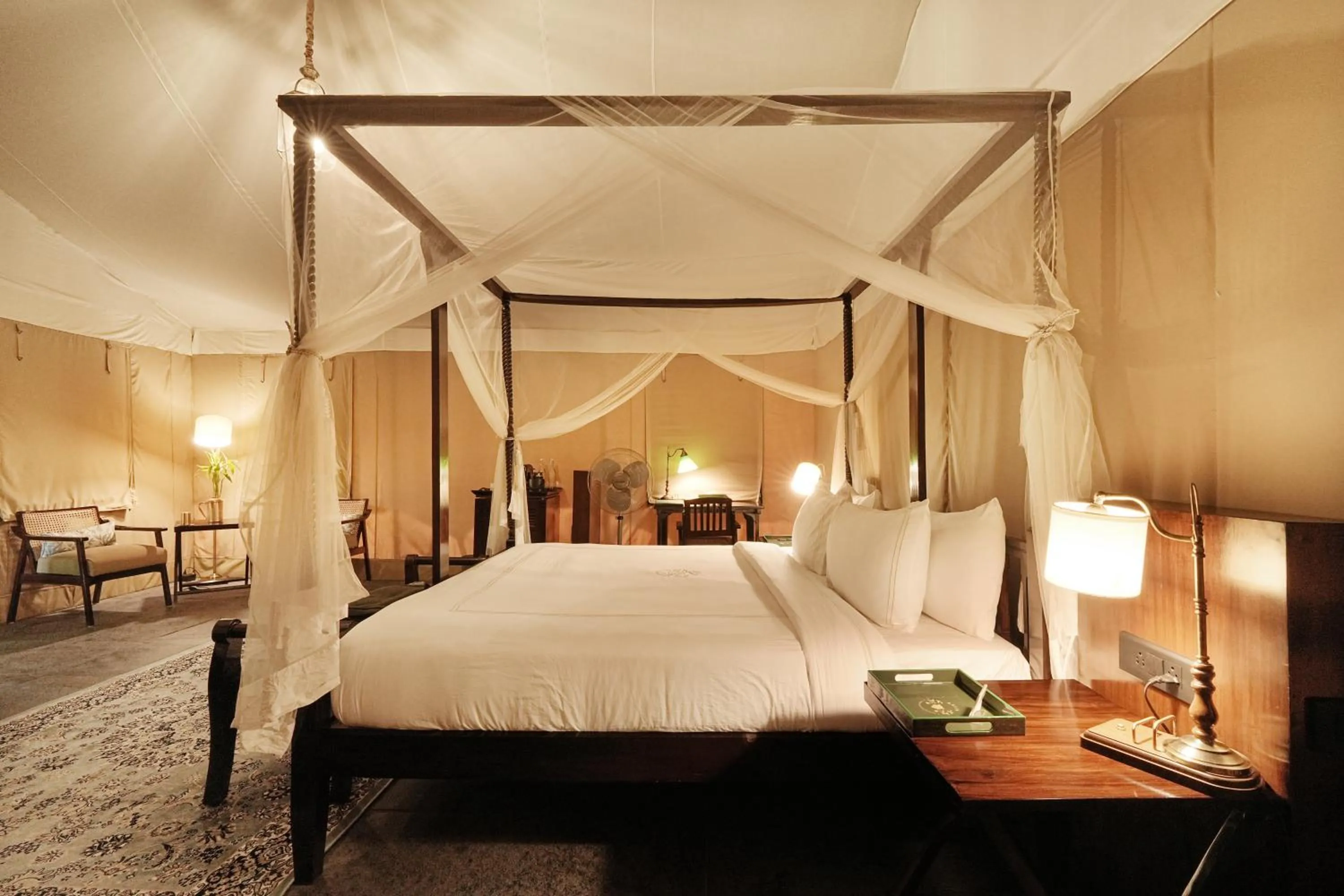 Bedroom, Bed in Aalia Jungle Retreat and Spa, Bandarjudh, Haridwar - Araiya Anthology