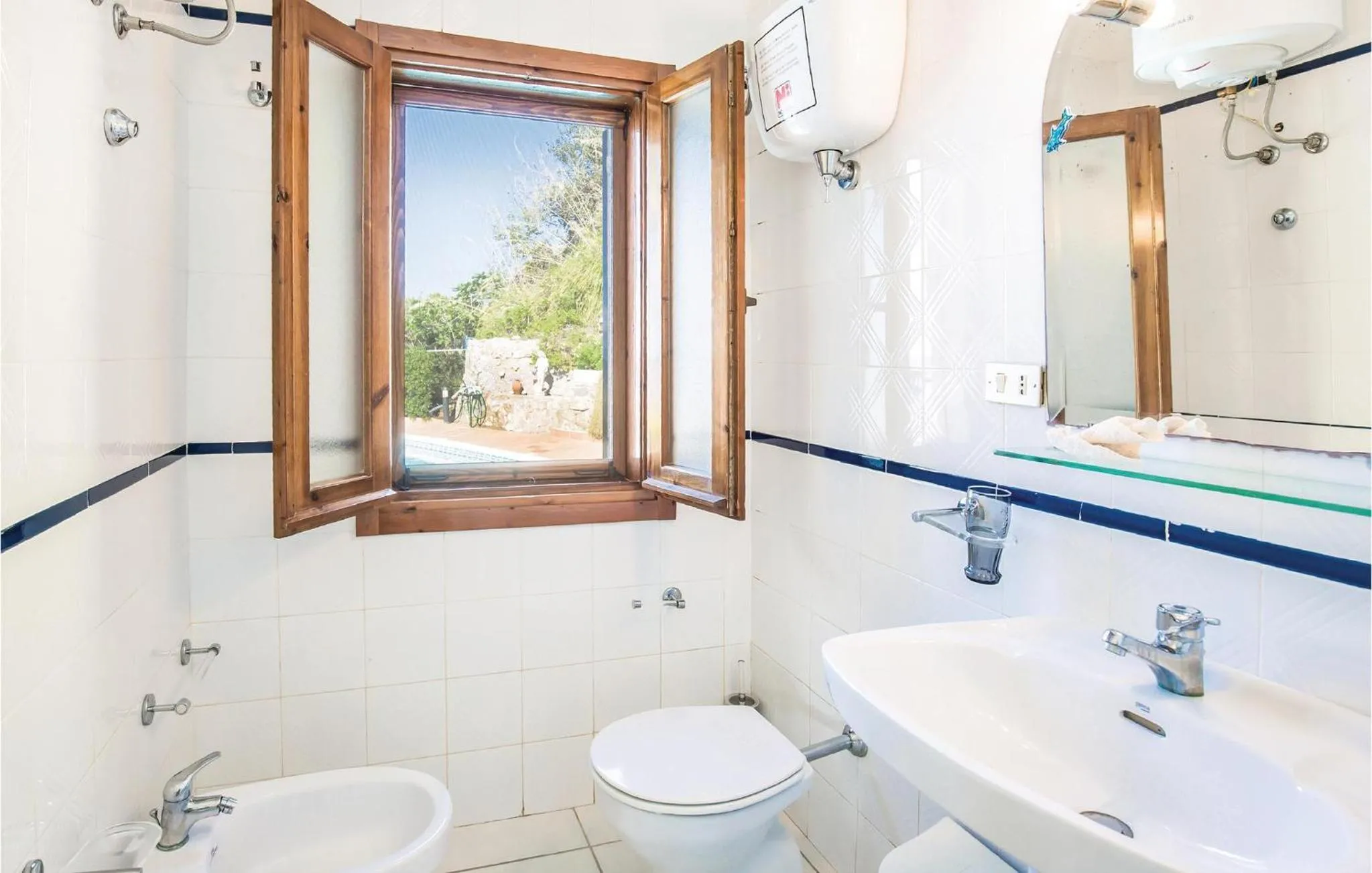 Bathroom in La Canora