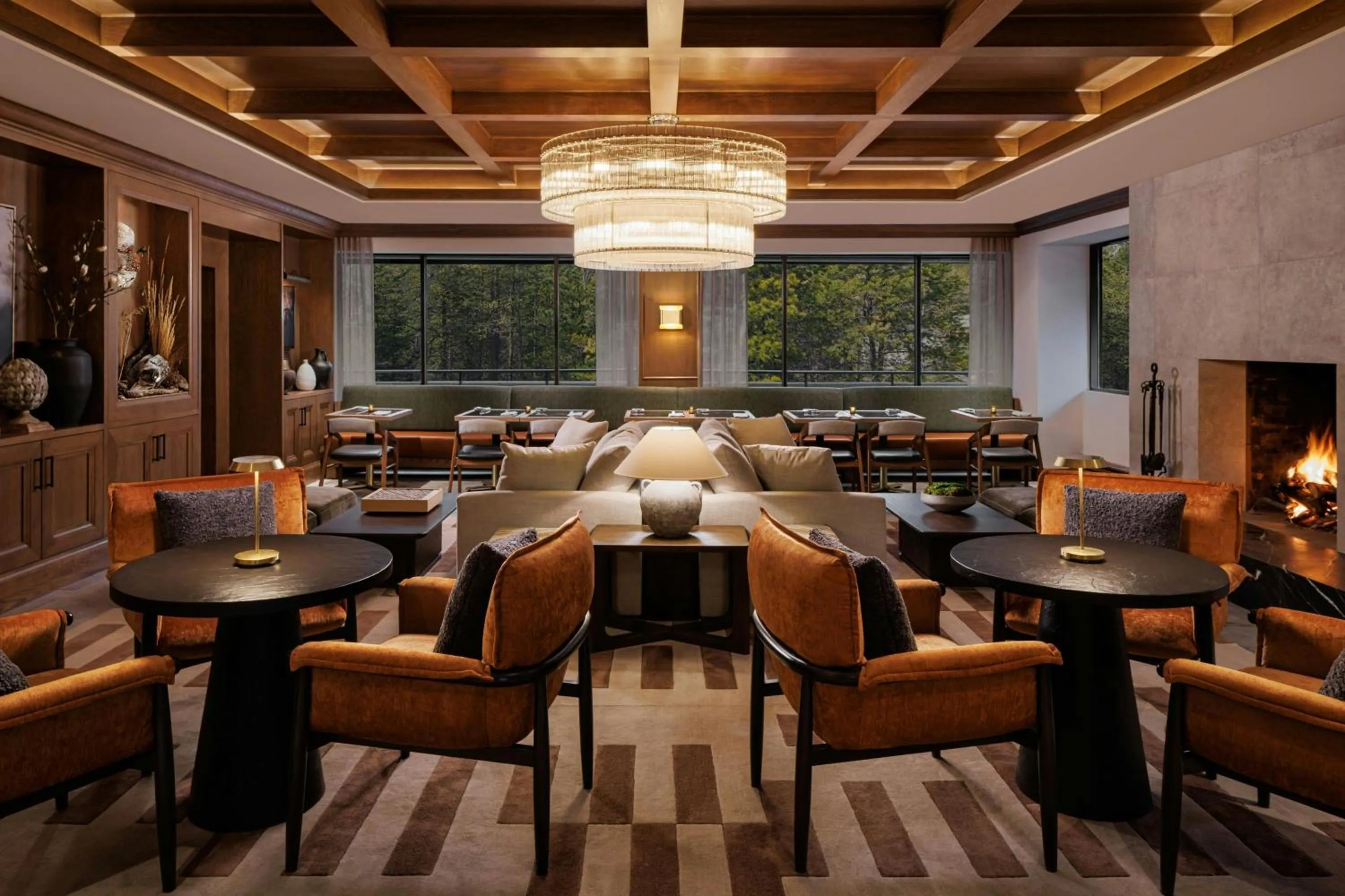 Lobby or reception in Kananaskis Mountain Lodge, Autograph Collection