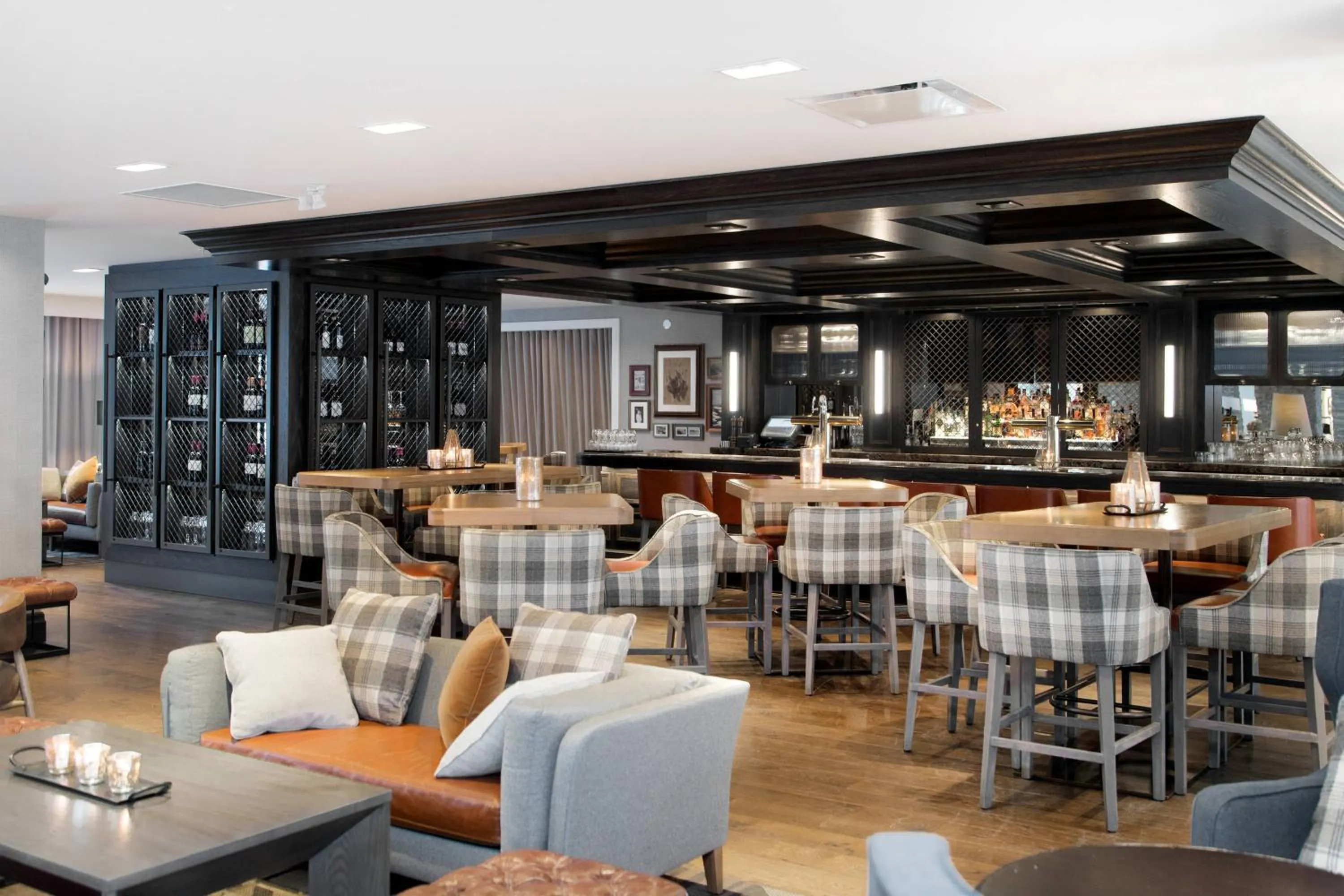 Restaurant/places to eat in Kananaskis Mountain Lodge, Autograph Collection