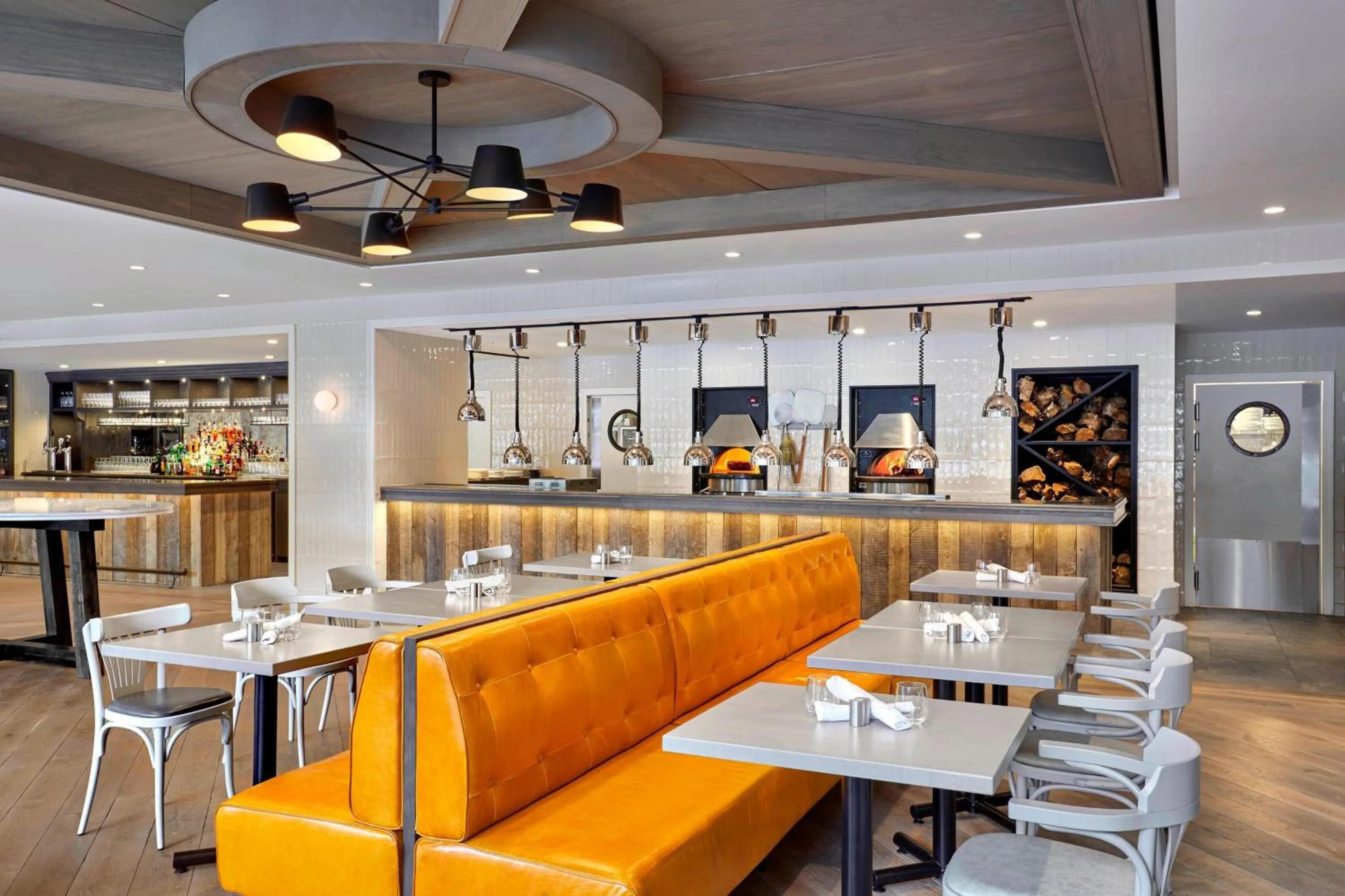 Restaurant/places to eat in Kananaskis Mountain Lodge, Autograph Collection