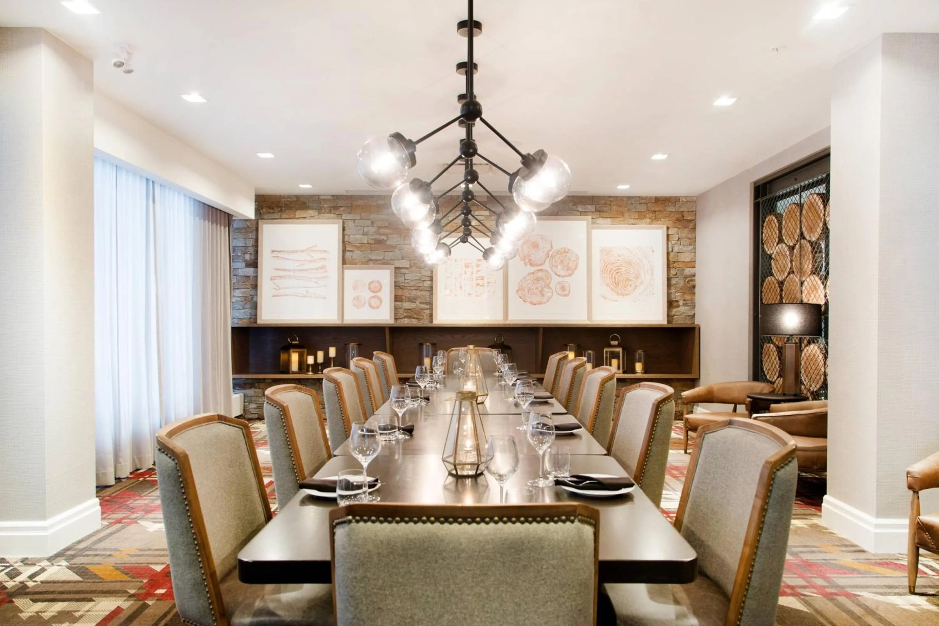 Restaurant/places to eat in Kananaskis Mountain Lodge, Autograph Collection