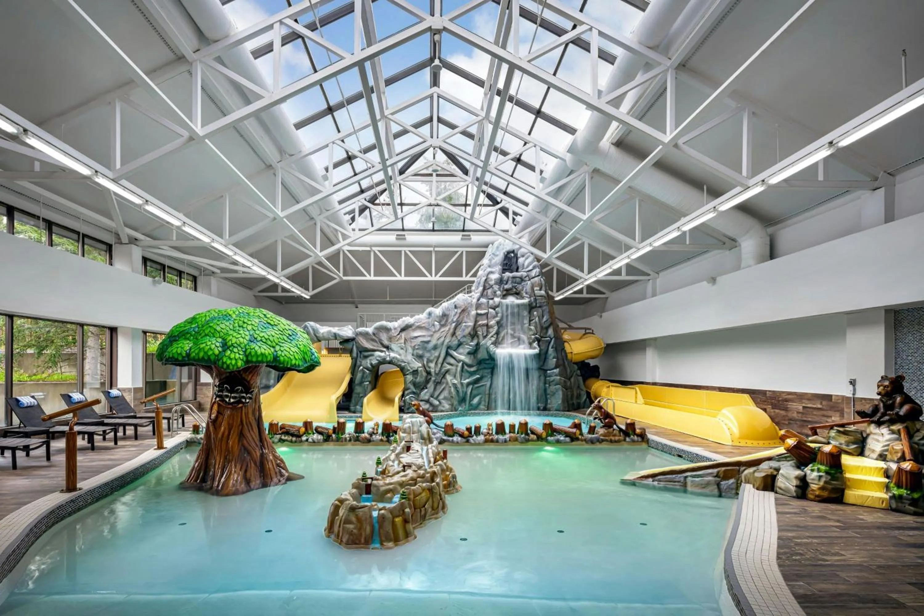 Area and facilities in Kananaskis Mountain Lodge, Autograph Collection