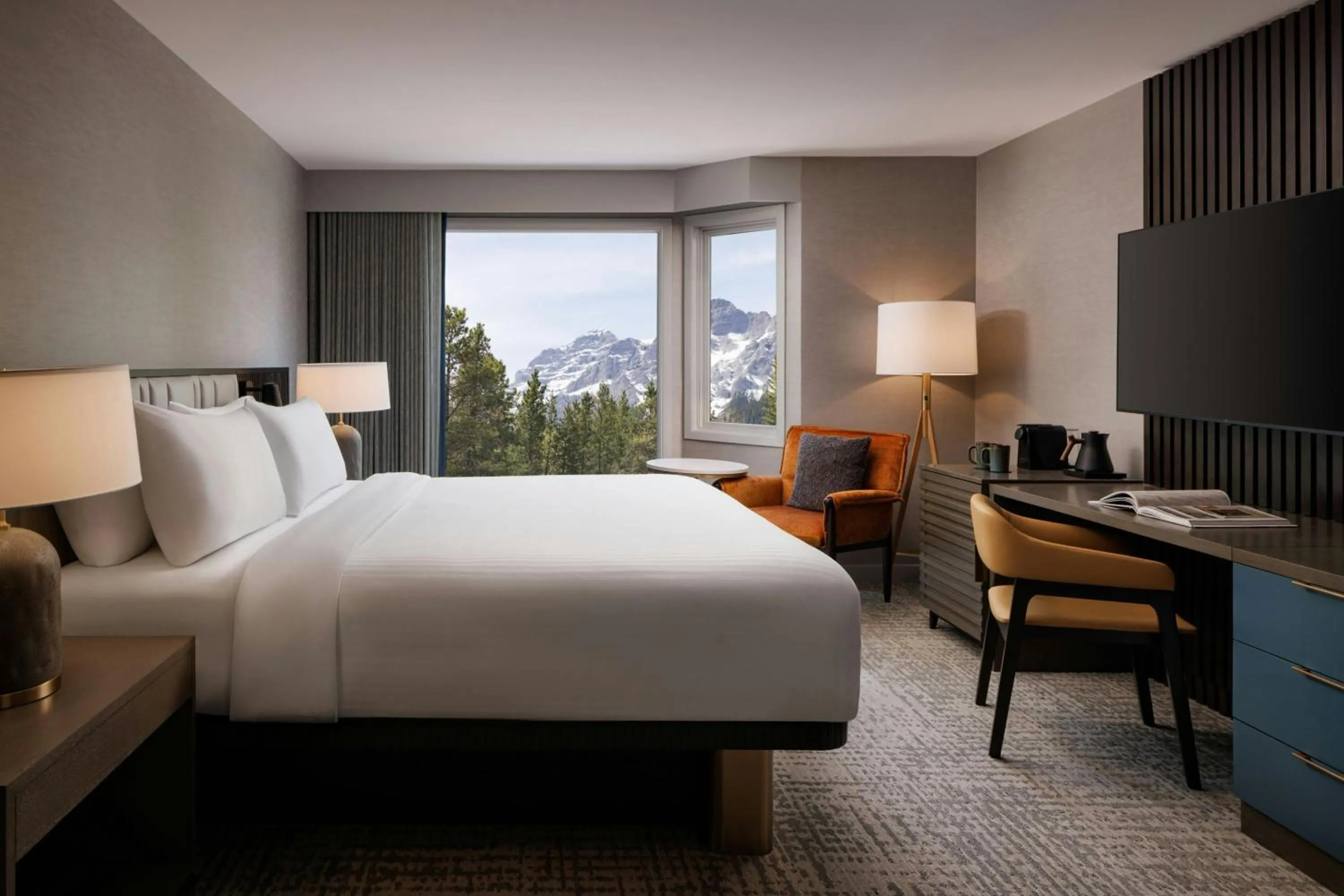 Bedroom, Bed in Kananaskis Mountain Lodge, Autograph Collection