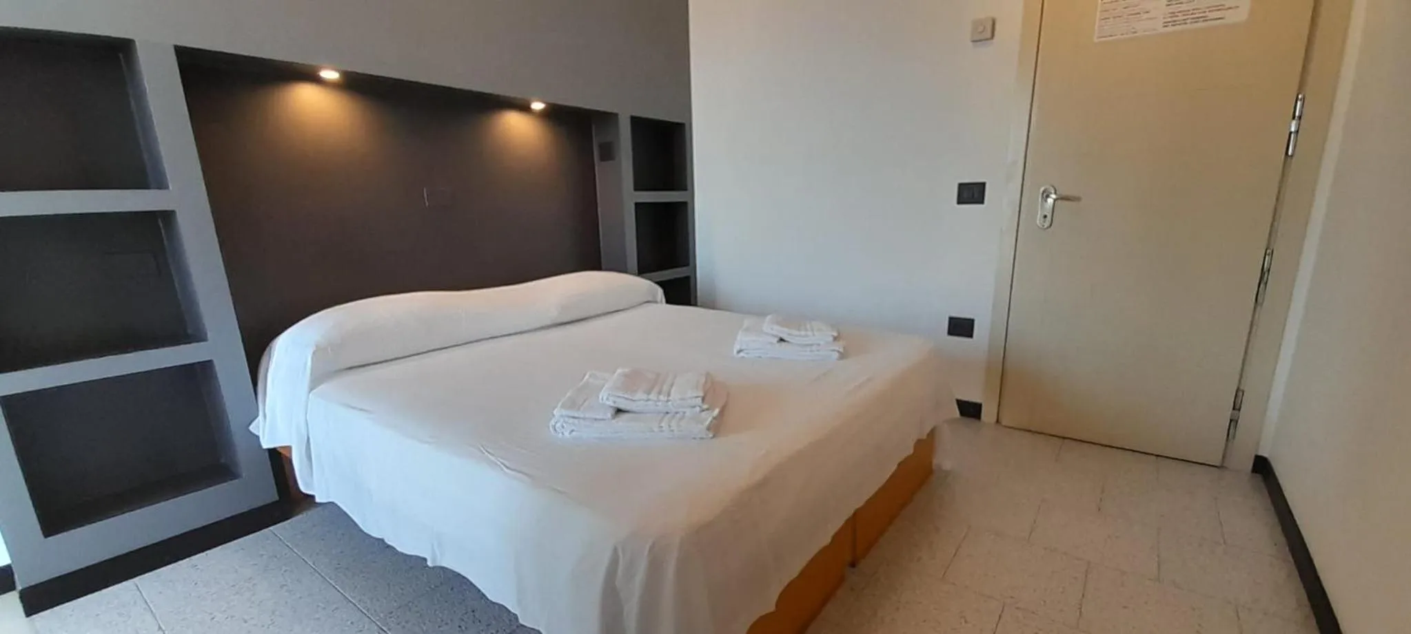 Bedroom, Bed in Hotel Marbella