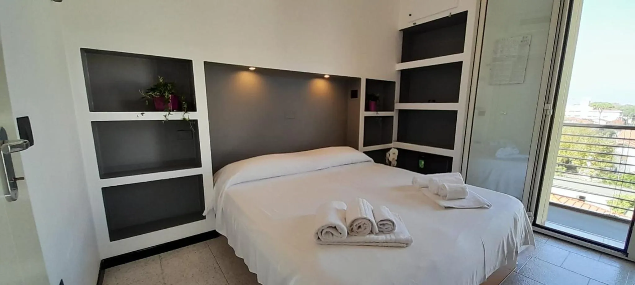 Bedroom, Bed in Hotel Marbella