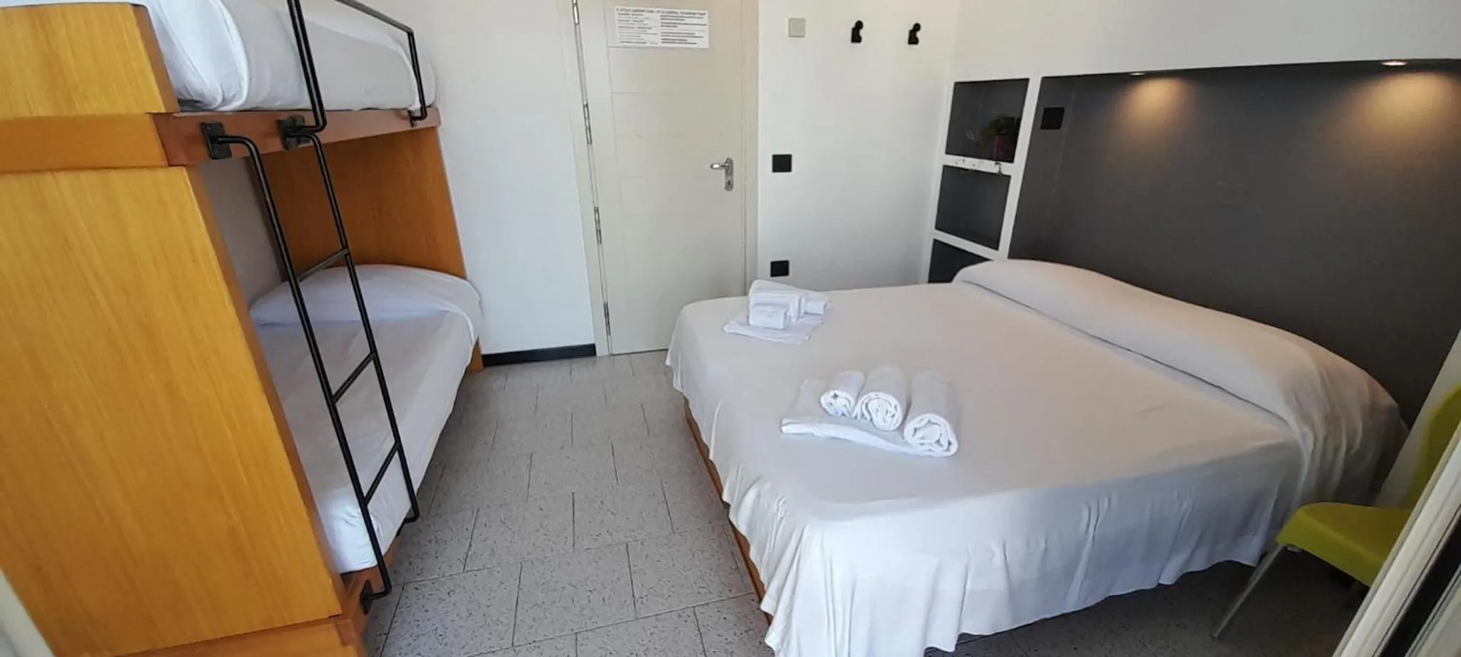 Bedroom, Bed in Hotel Marbella