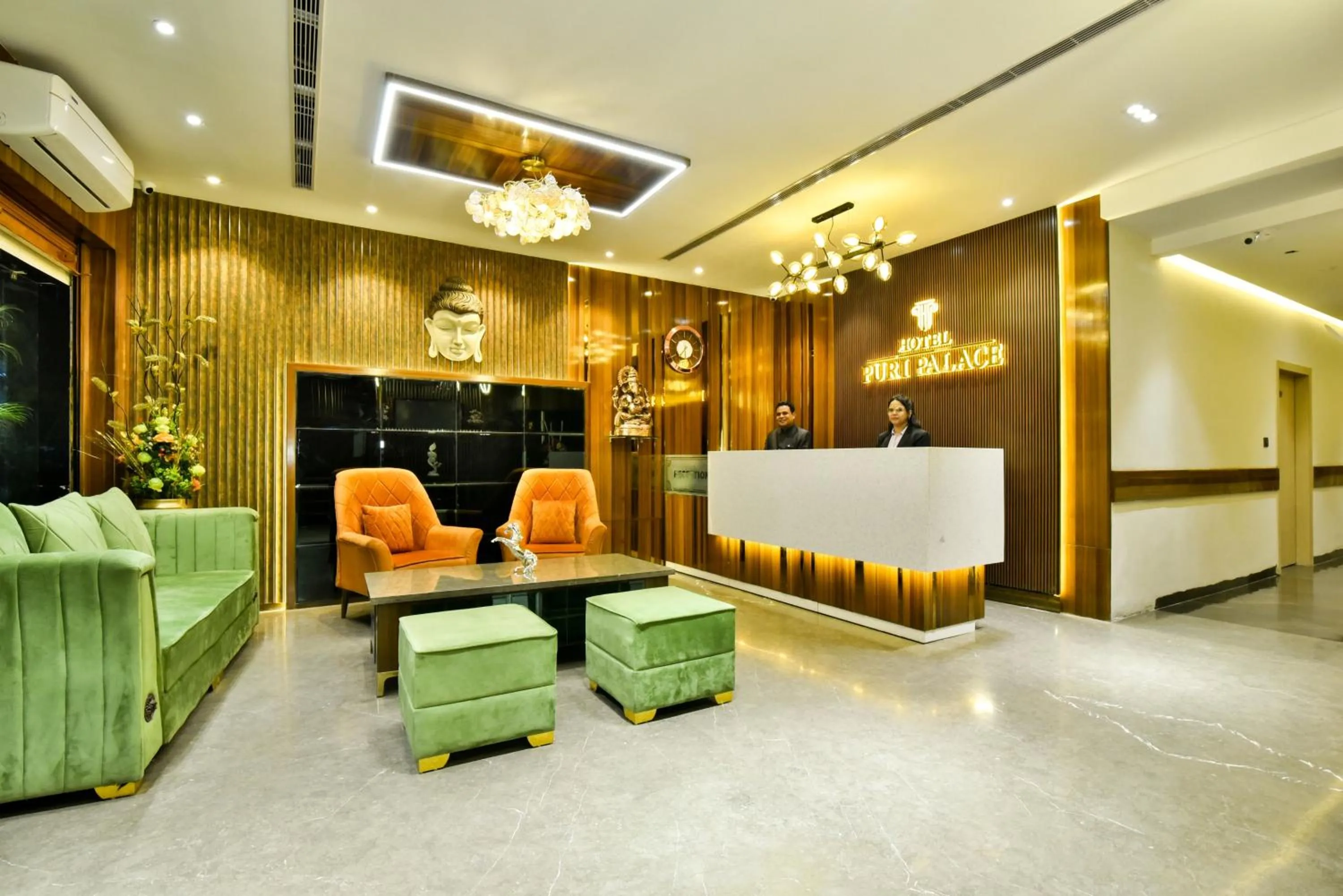 Lobby or reception in Hotel Puri Palace