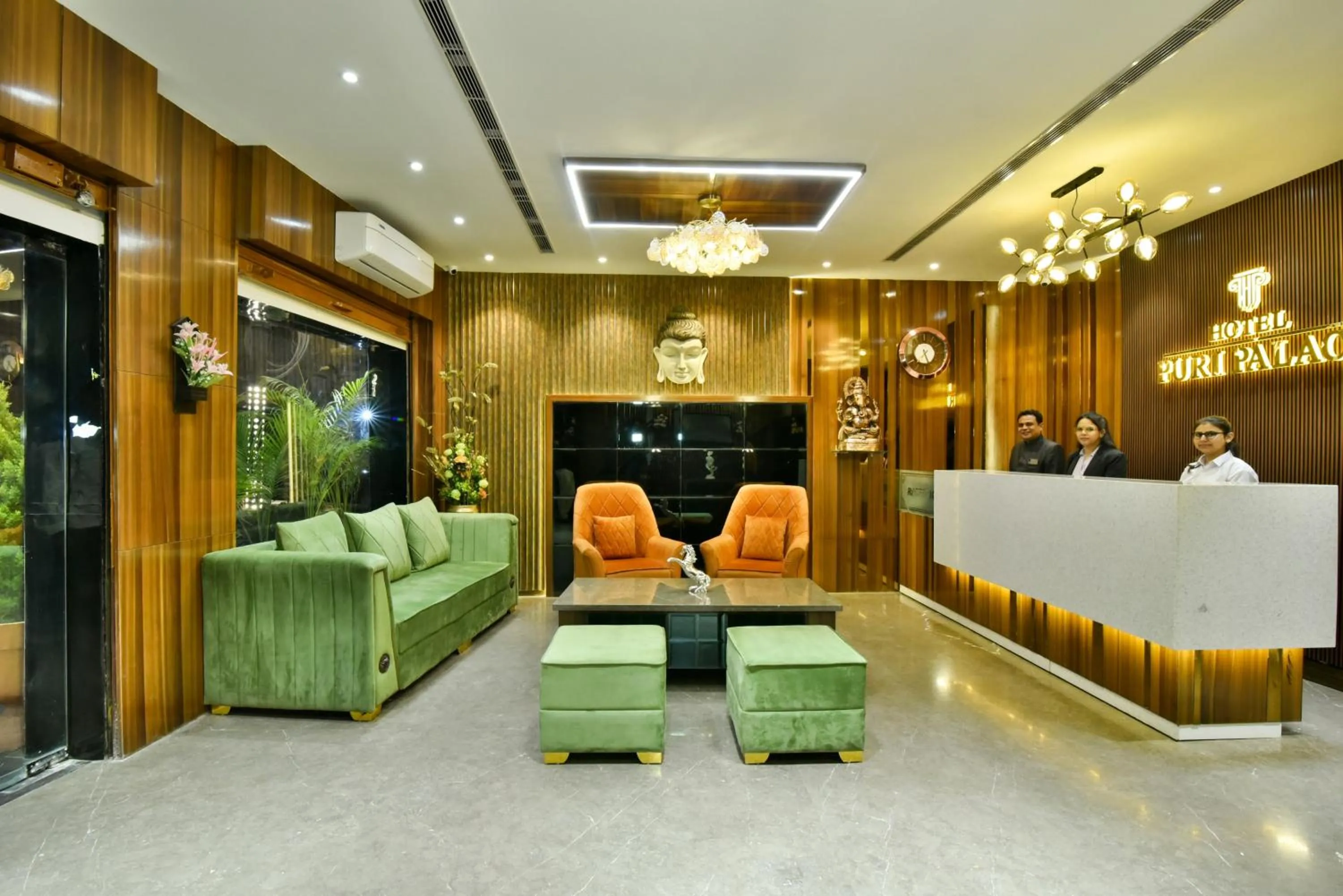 Lobby or reception in Hotel Puri Palace