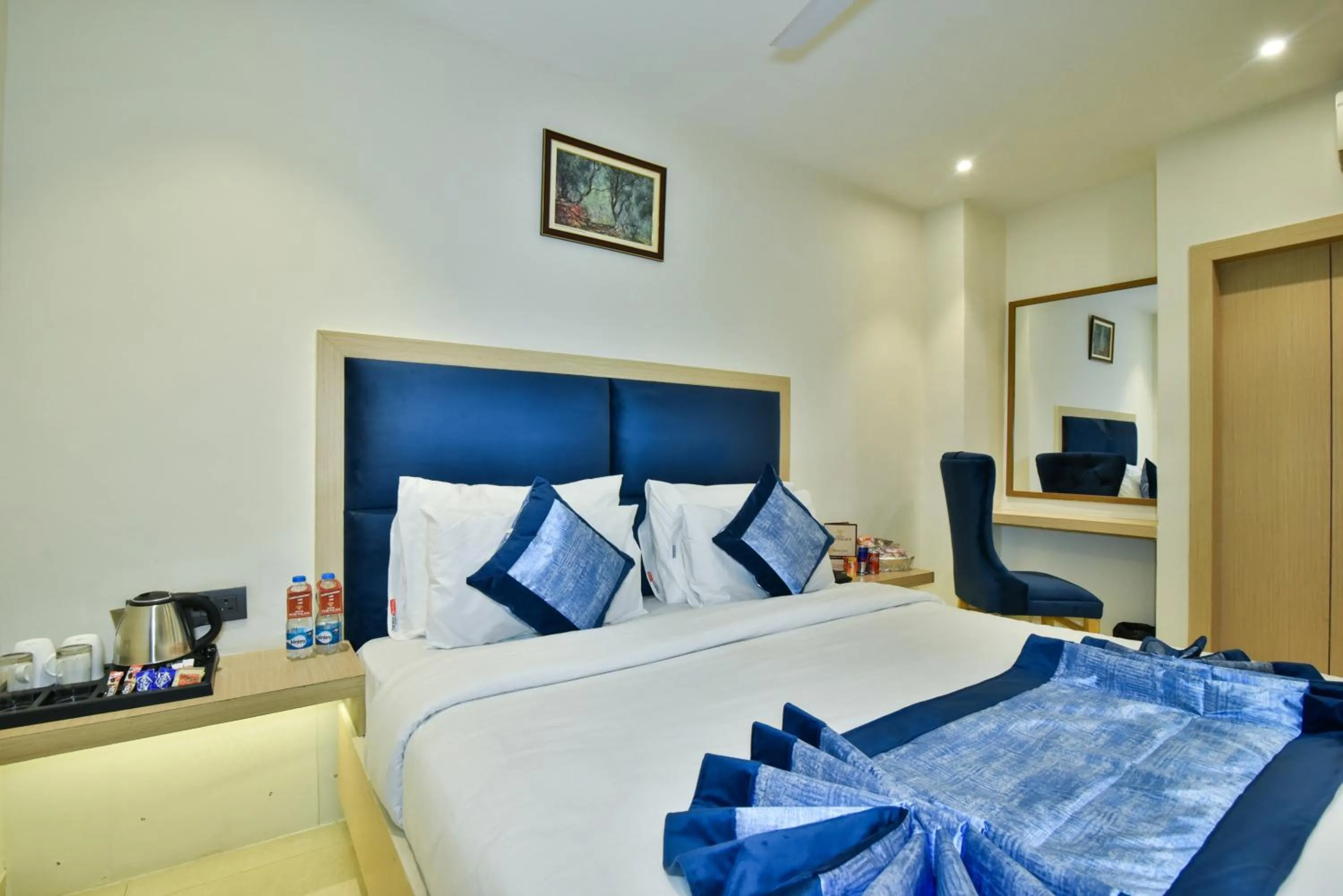 Bed in Hotel Puri Palace