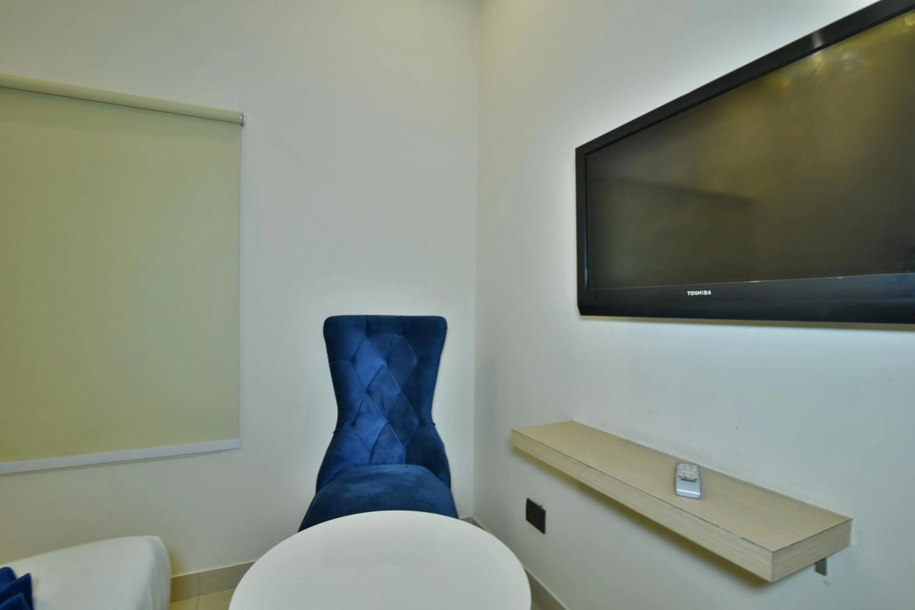 TV and multimedia in Hotel Puri Palace