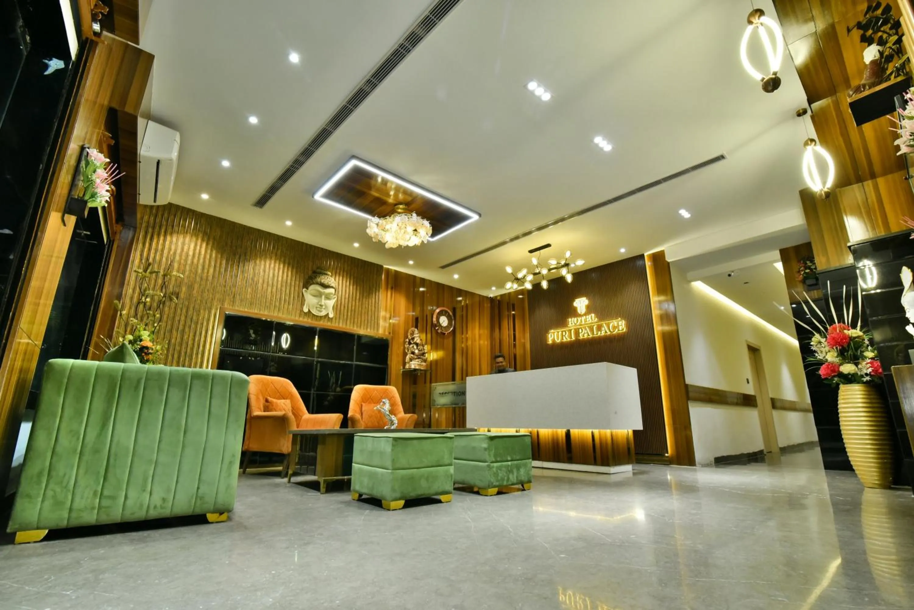Lobby or reception in Hotel Puri Palace