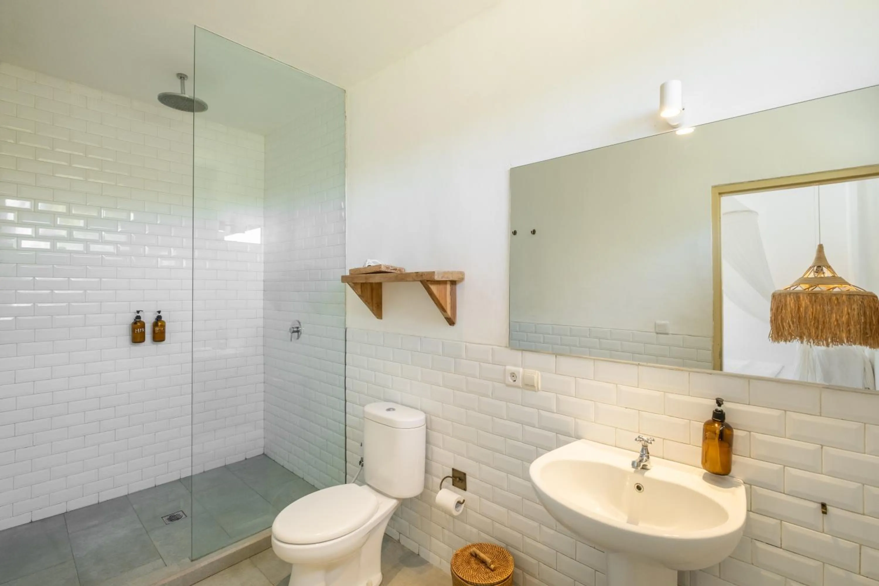 Shower in The Warm Sun - Bingin