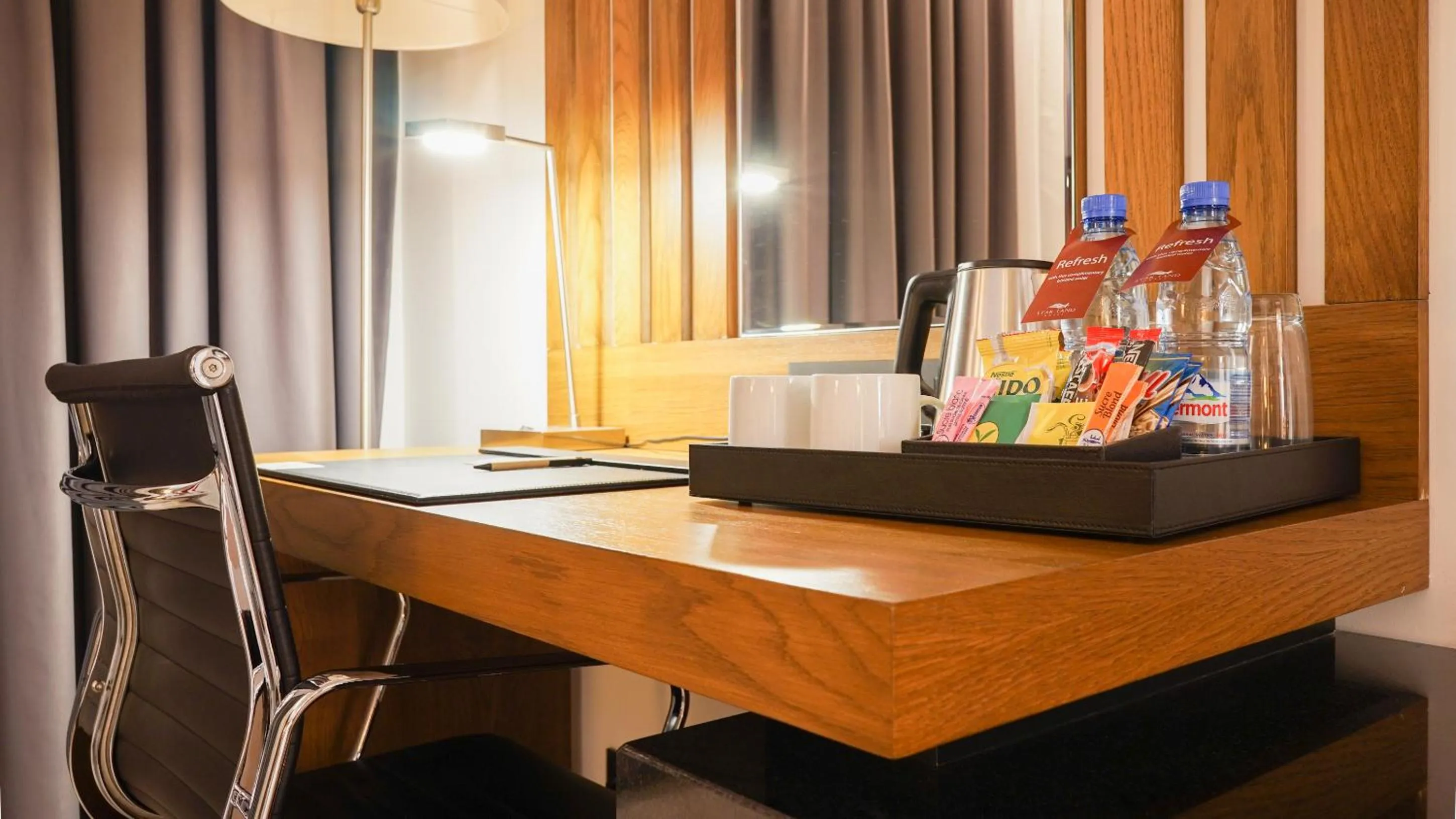 Coffee/tea facilities in STAR LAND HOTEL BASTOS