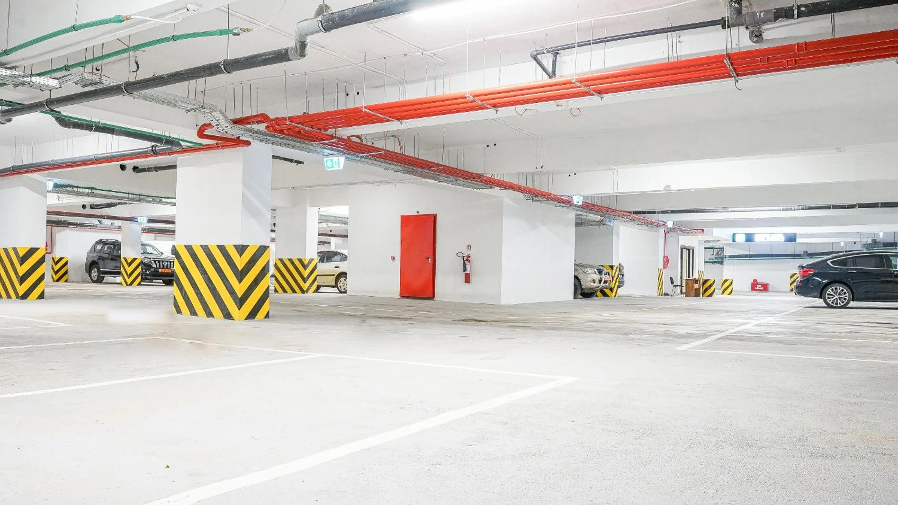 Parking in STAR LAND HOTEL BASTOS