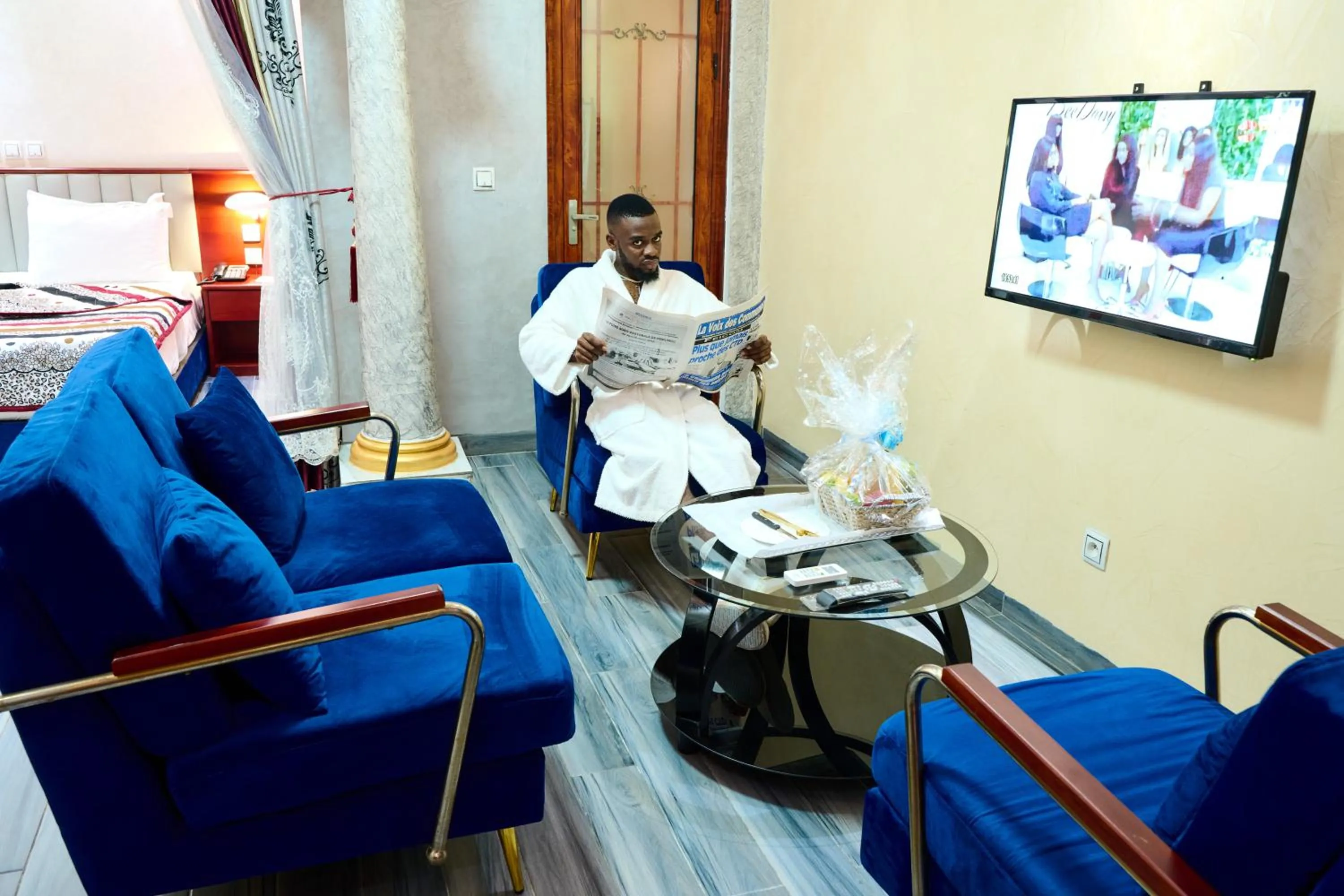 People in Hôtel Sindz Palace