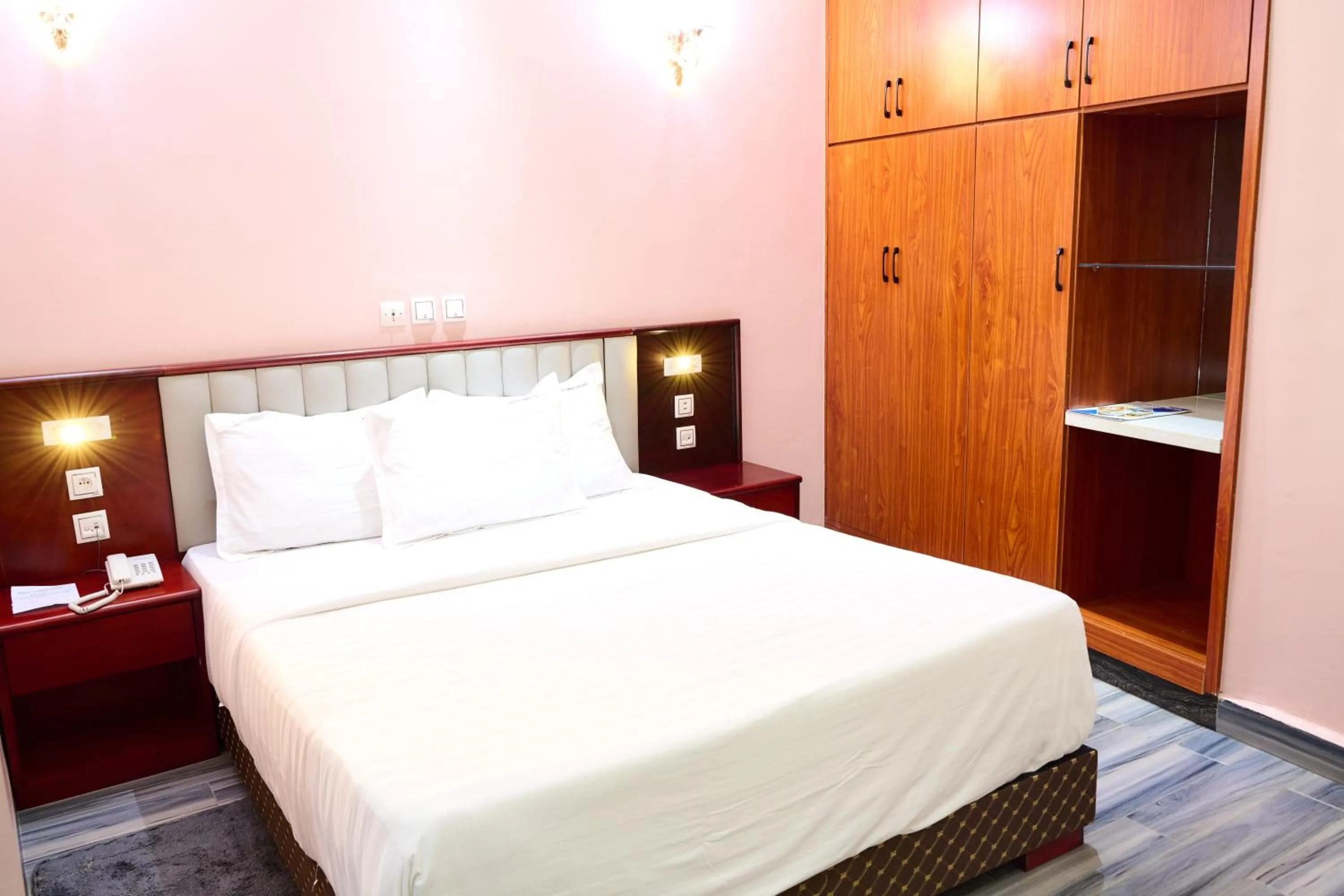 Bed in Hôtel Sindz Palace