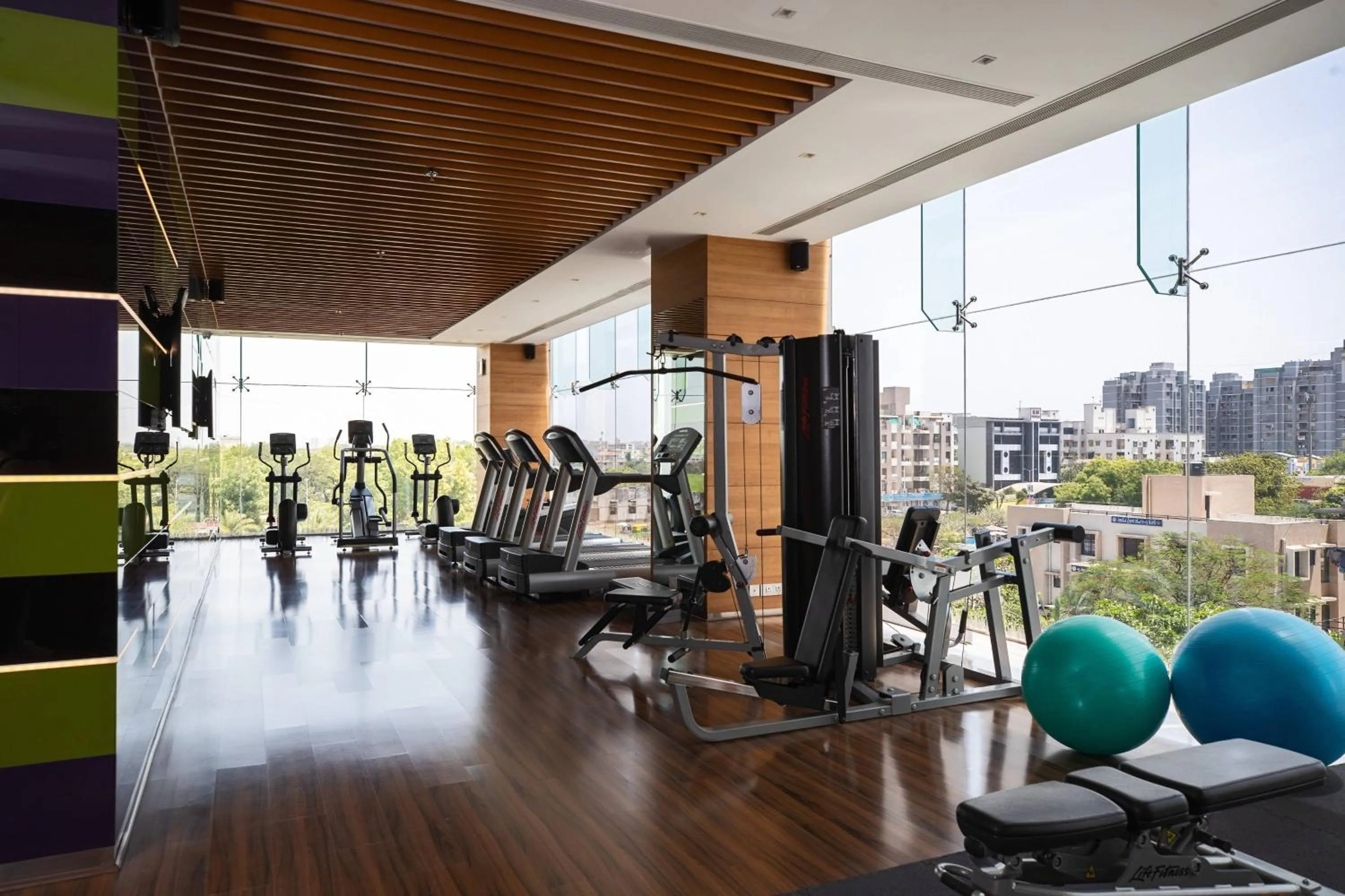 Fitness centre/facilities in Renaissance Ahmedabad Hotel