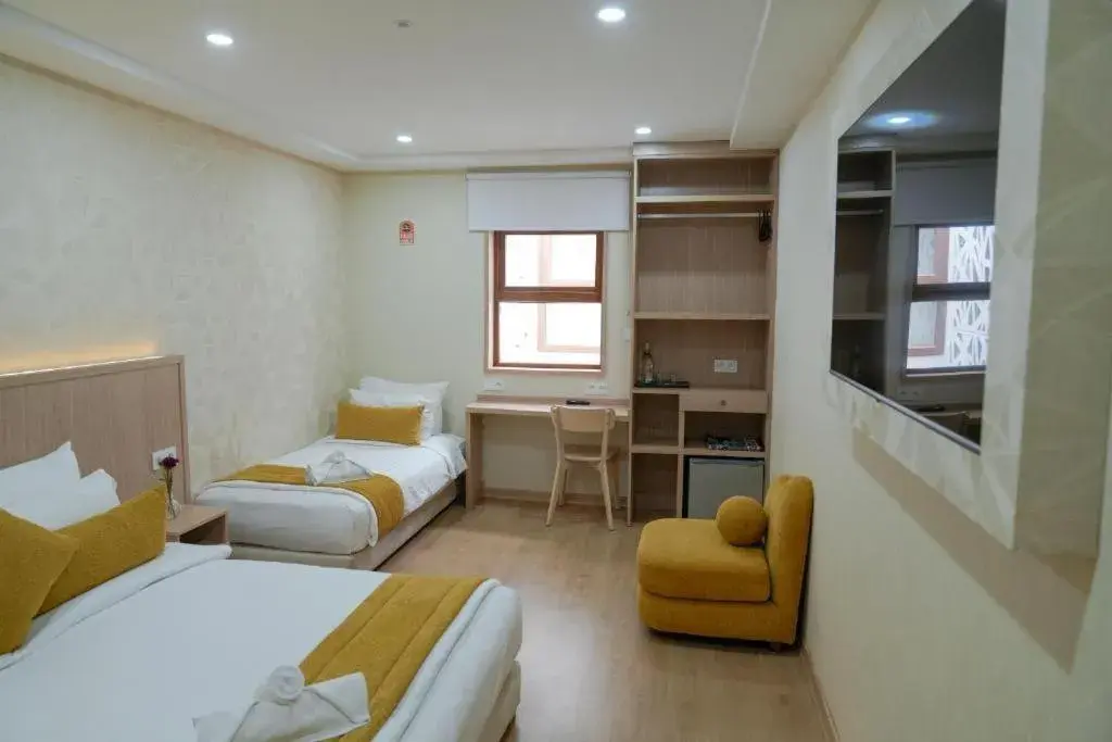 Triple Room in Sahariano hotel City Center Triple Room in Sahariano hotel City Center
