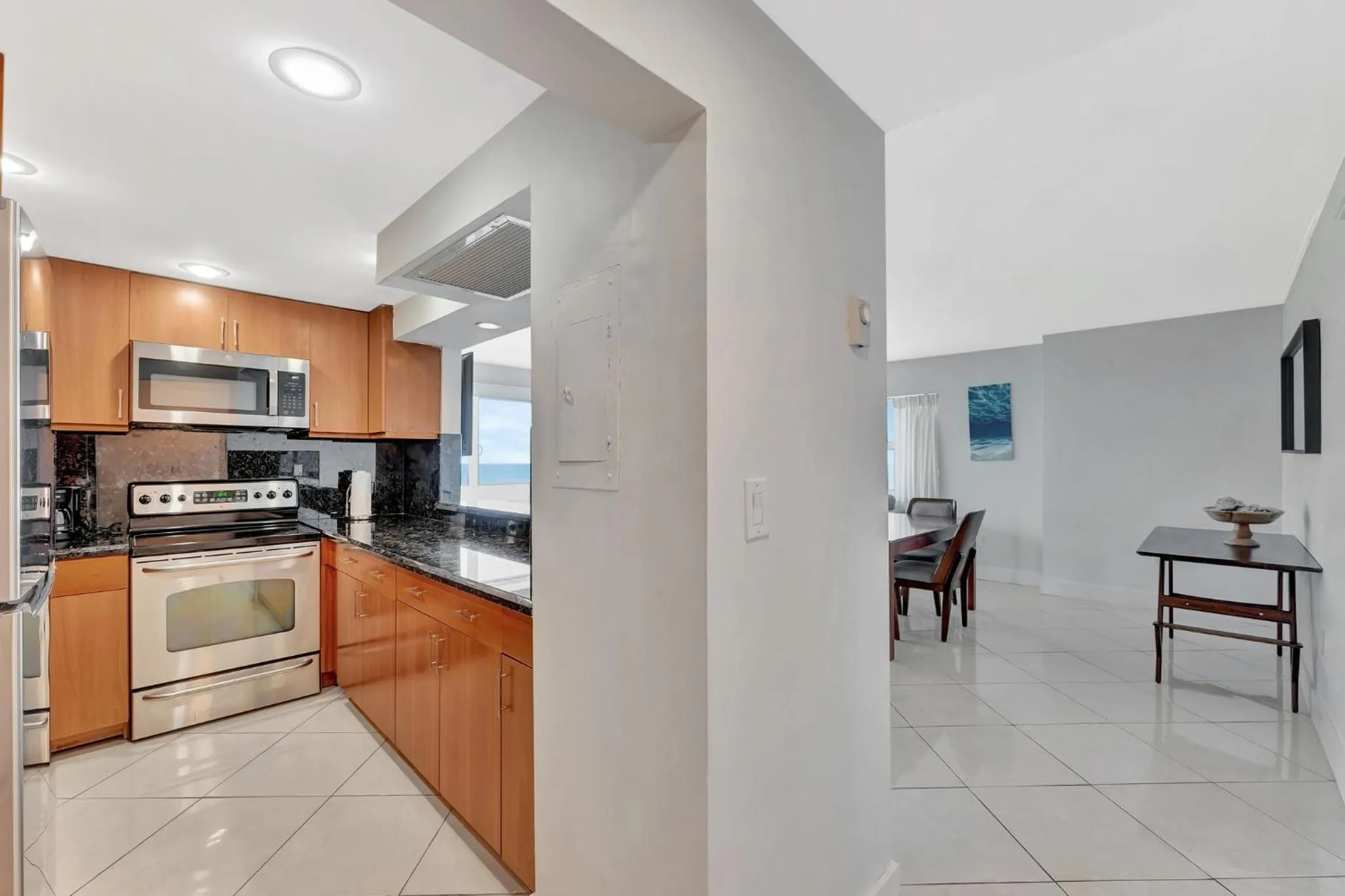 Ocean Manor Beach Resort