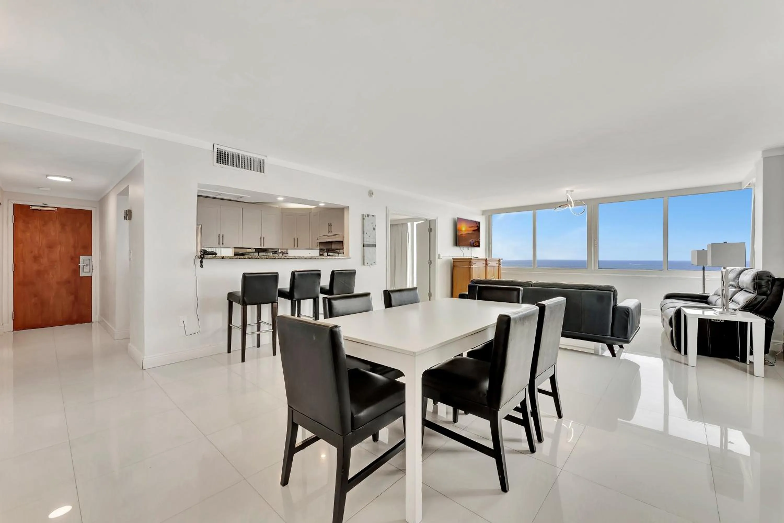 Ocean Manor Beach Resort