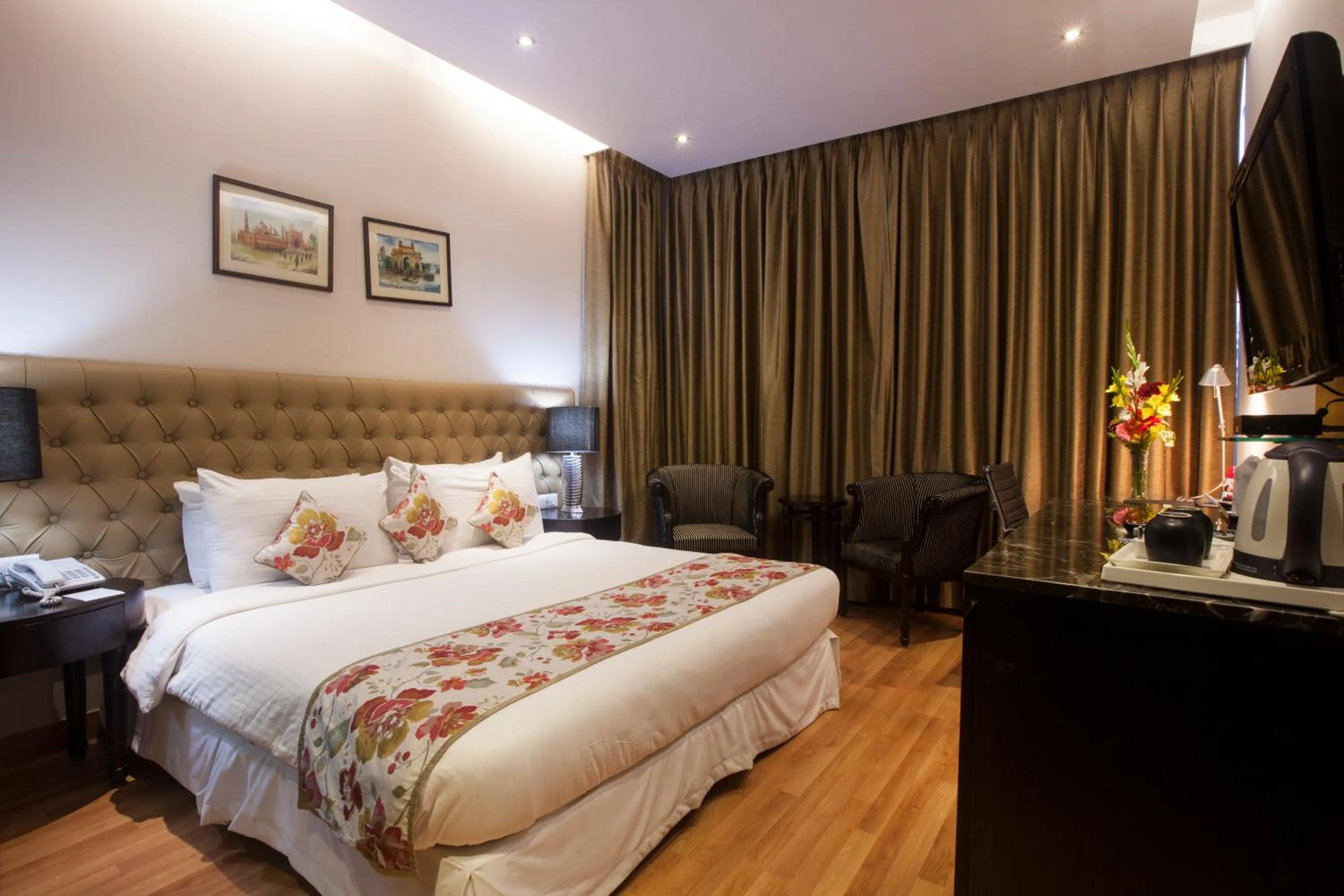 Photo of the whole room in Hotel Athena