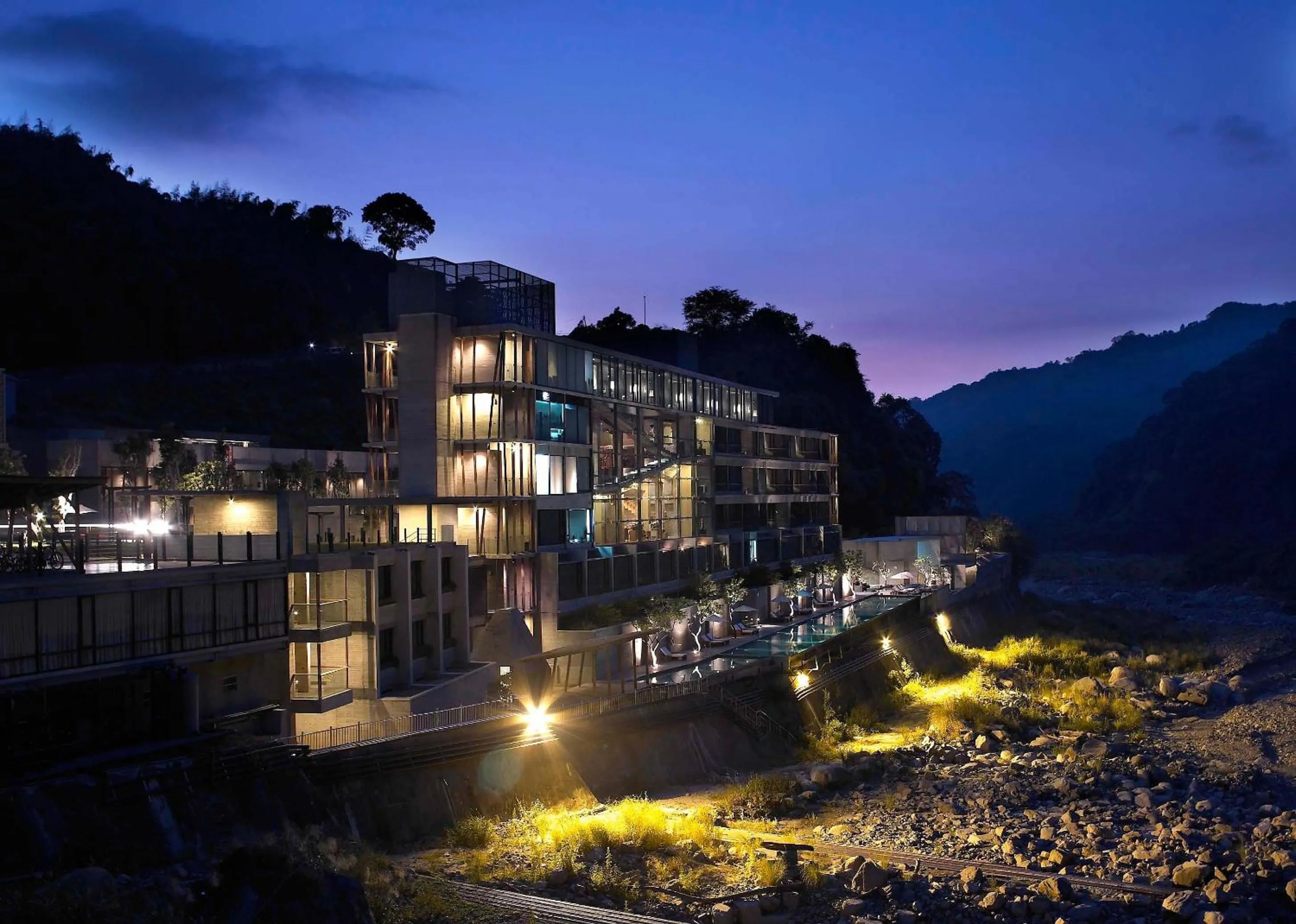 Facade/entrance in Onsen Papawaqa