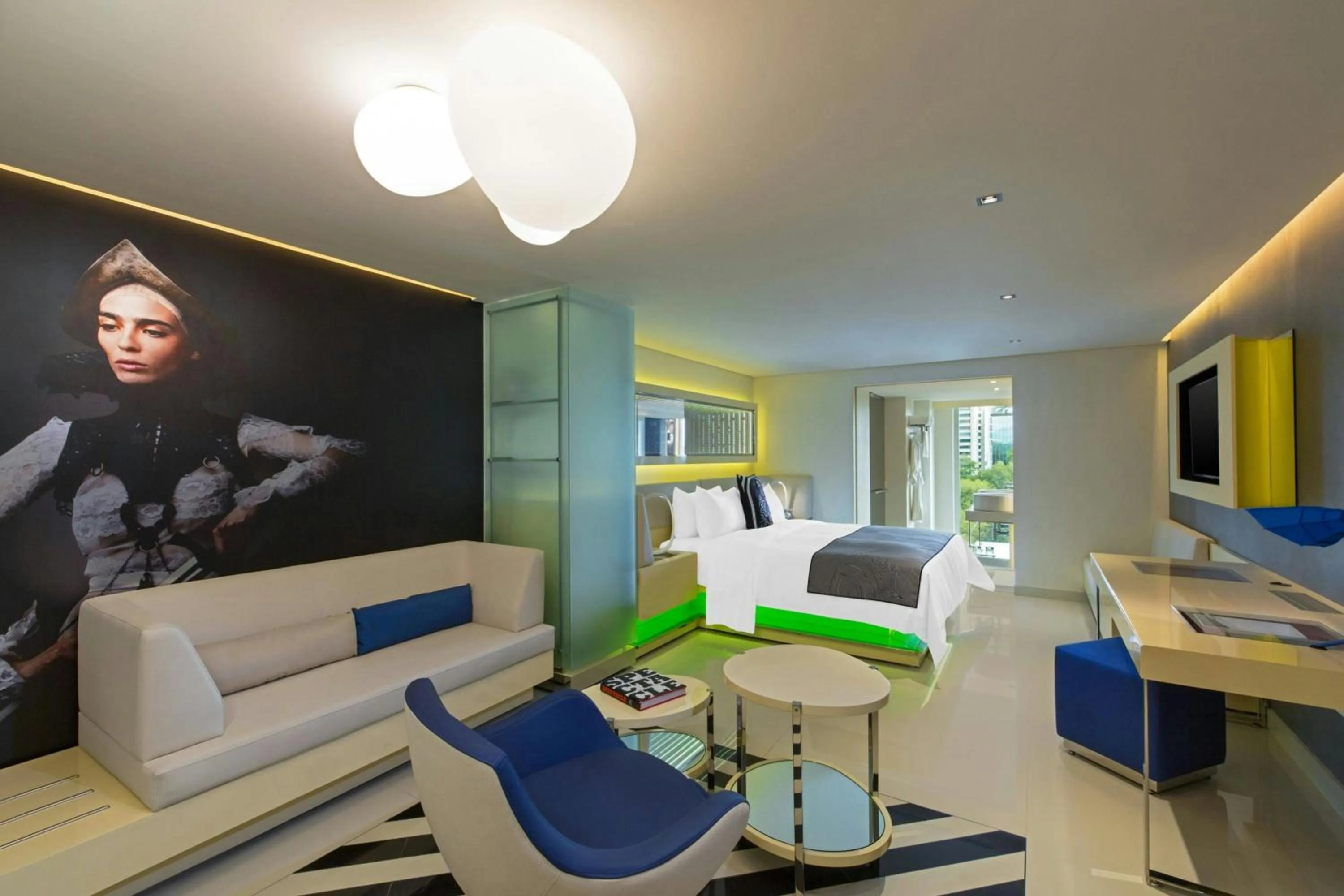 Photo of the whole room in W Mexico City