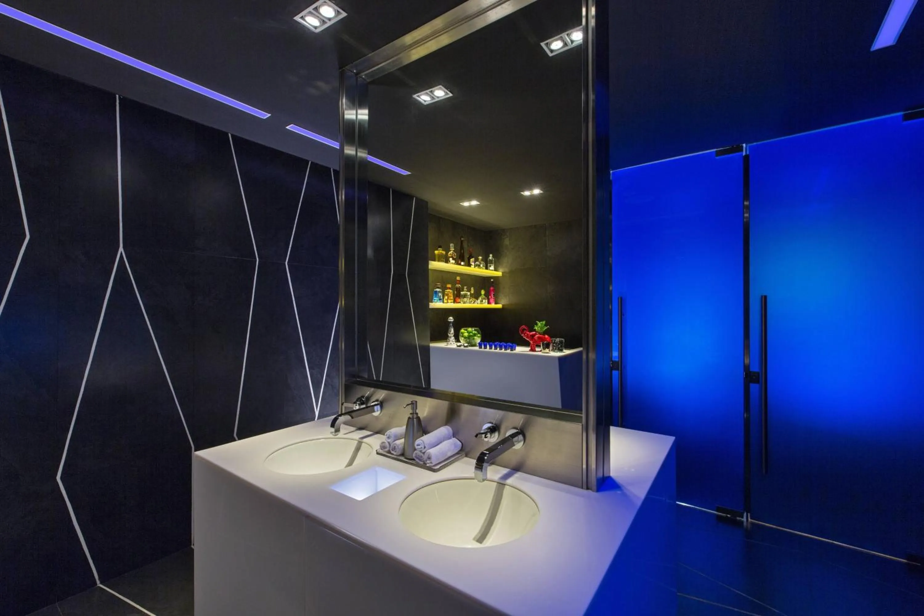 Bathroom in W Mexico City