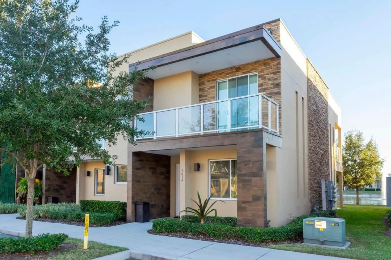 Stunning 4Bd Close to Disney @ Magic Village 7614