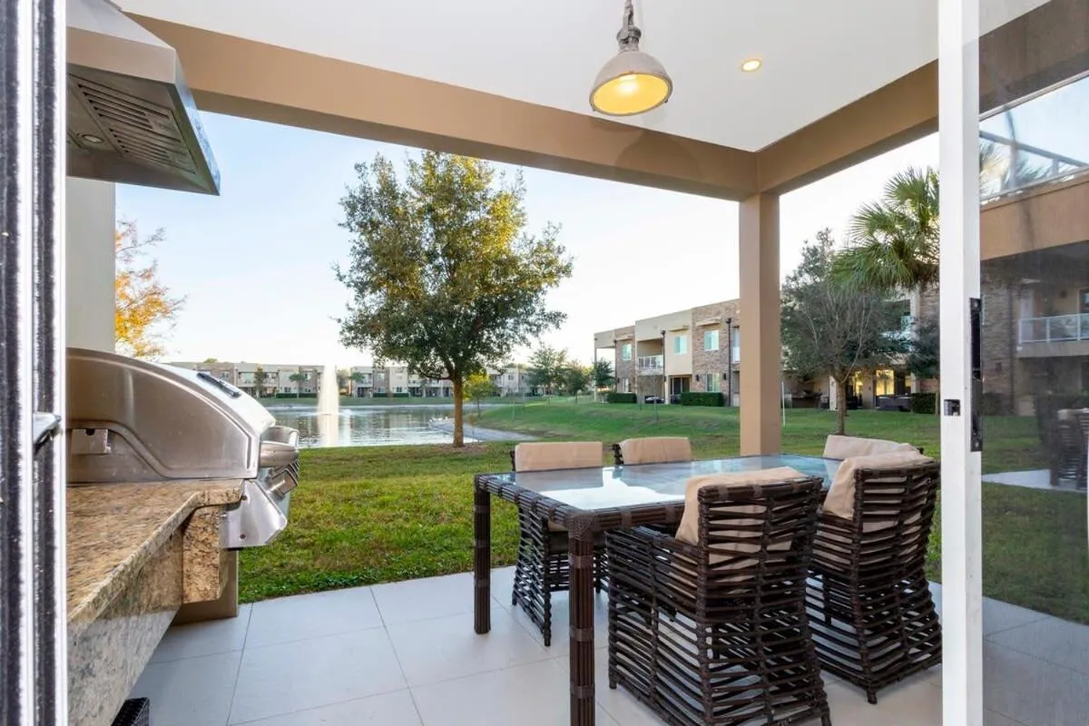 Stunning 4Bd Close to Disney @ Magic Village 7614