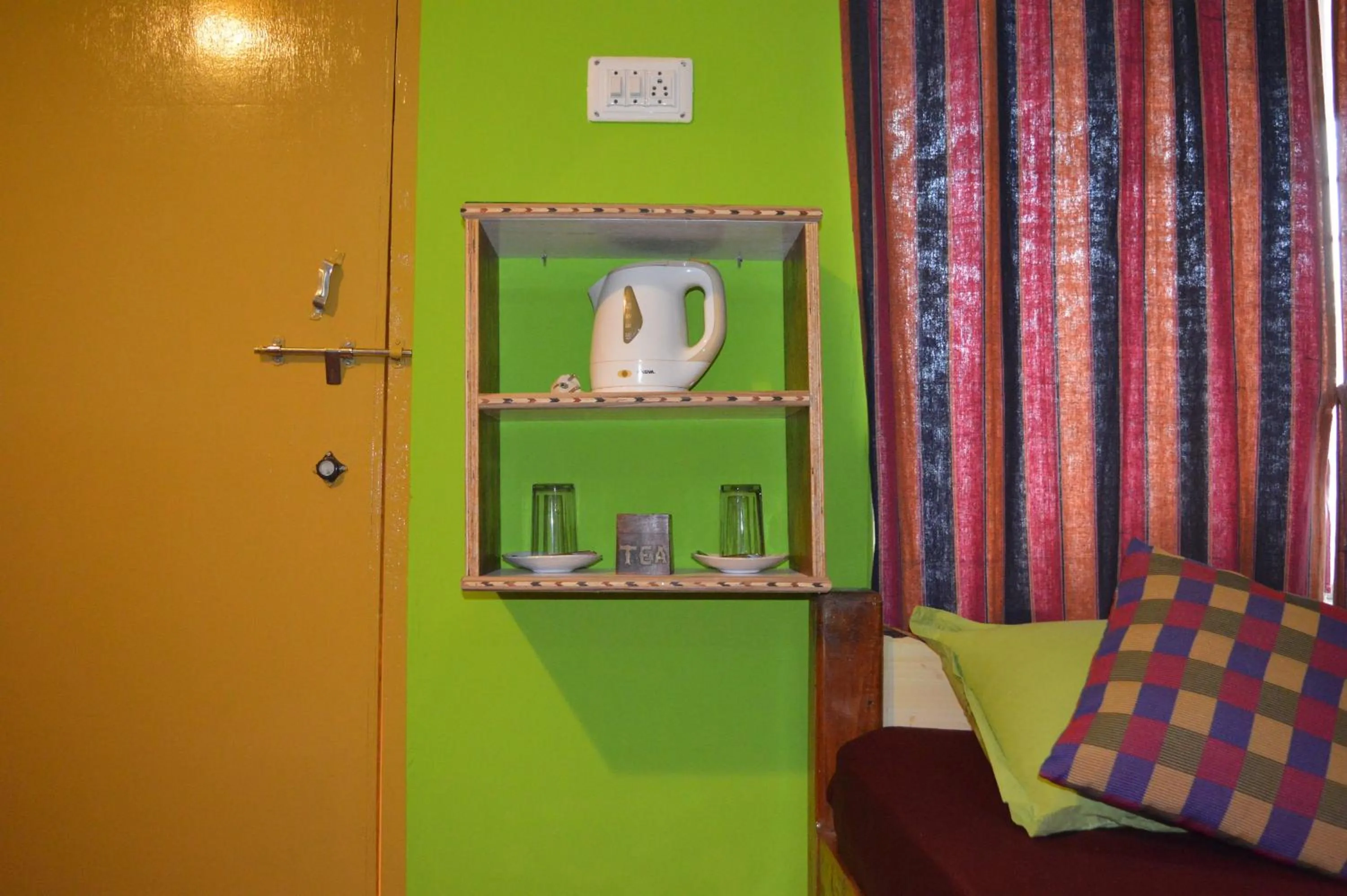 Decorative detail, Bed in Namaste Yoga Farm