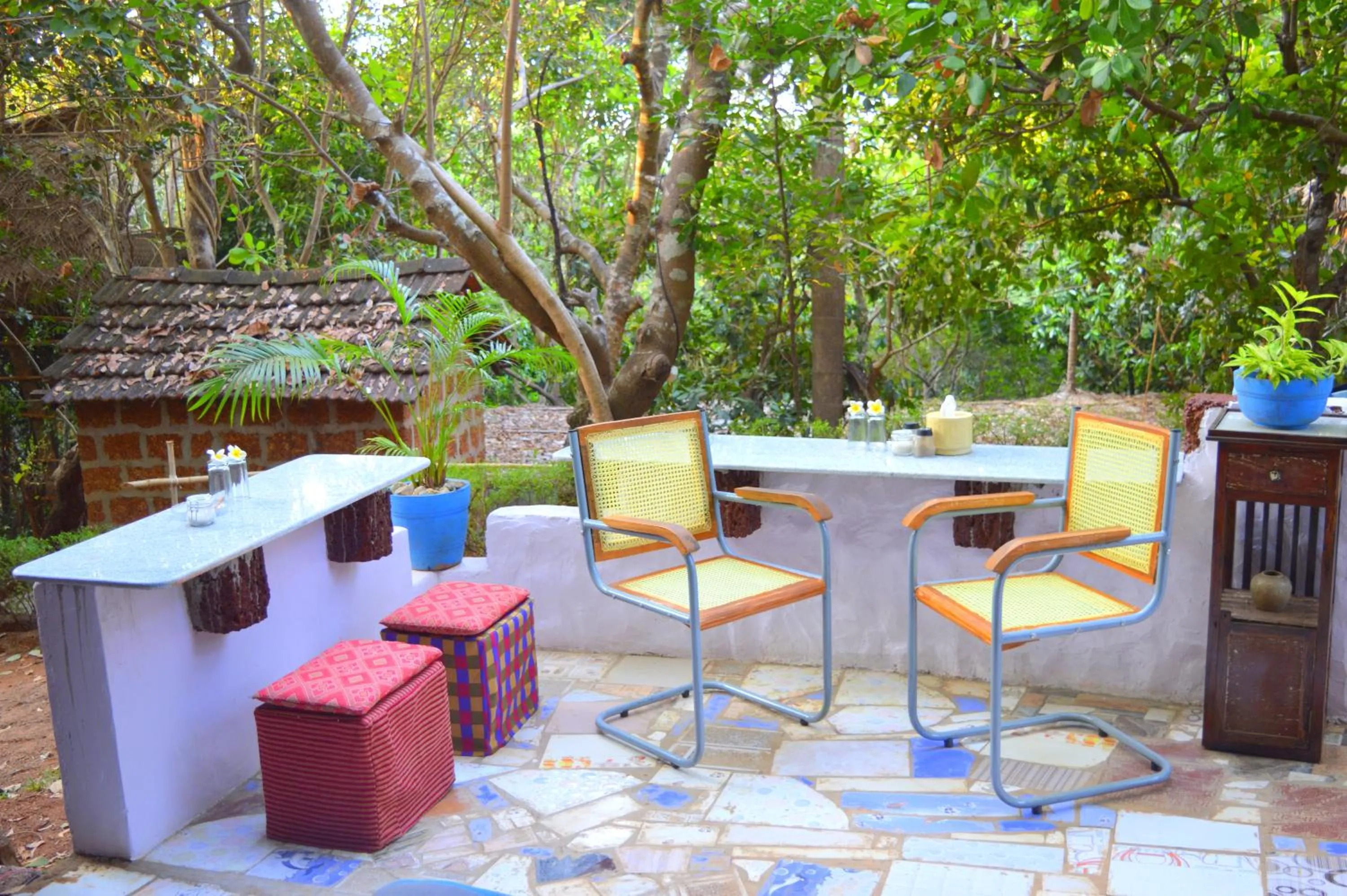 Restaurant/places to eat in Namaste Yoga Farm