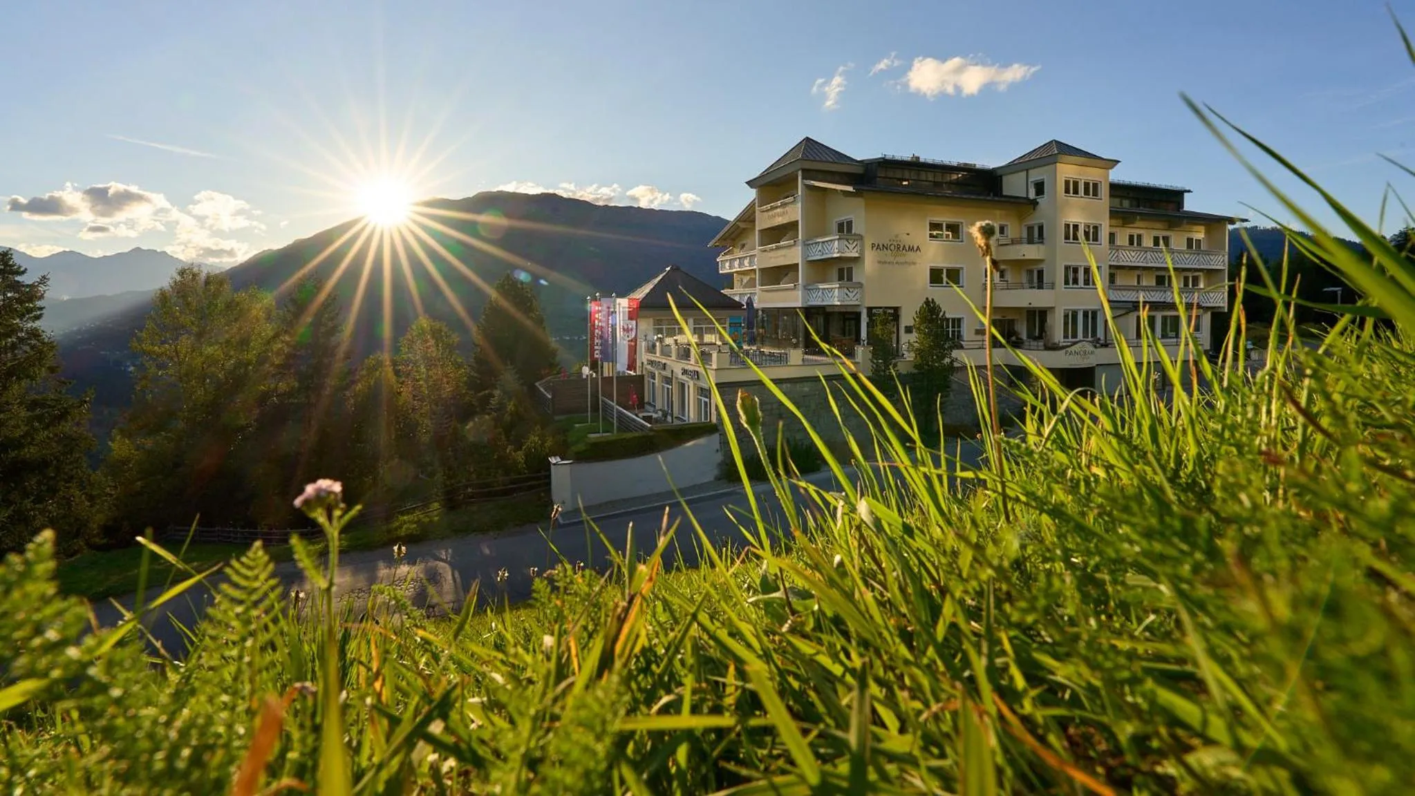 Property building in Wellness Aparthotel Panorama Alpin - Ferienwohnungen Jerzens im Pitztal