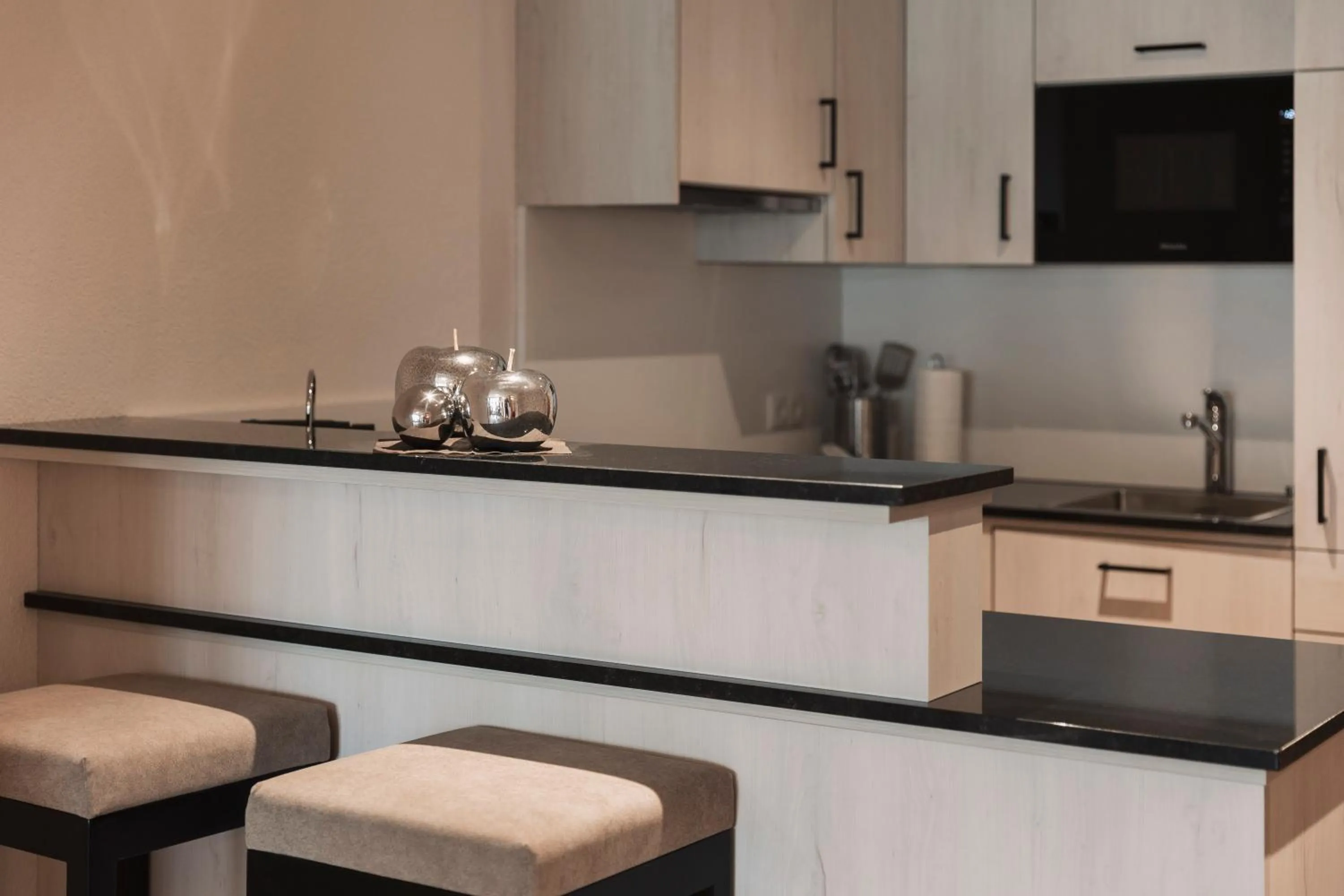 Kitchen or kitchenette in Wellness Aparthotel Panorama Alpin - Ferienwohnungen Jerzens im Pitztal