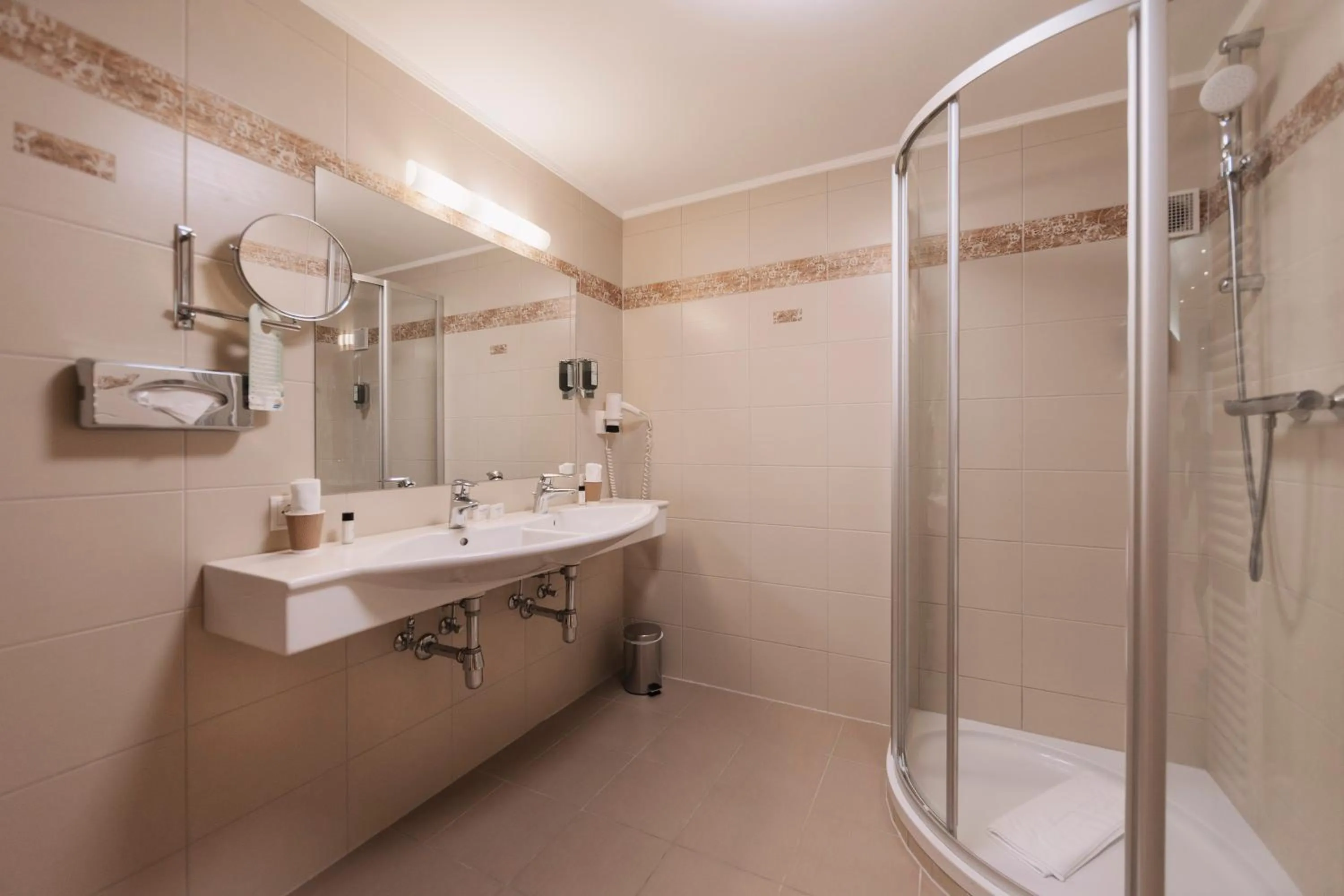 Shower in Wellness Aparthotel Panorama Alpin - Ferienwohnungen Jerzens im Pitztal