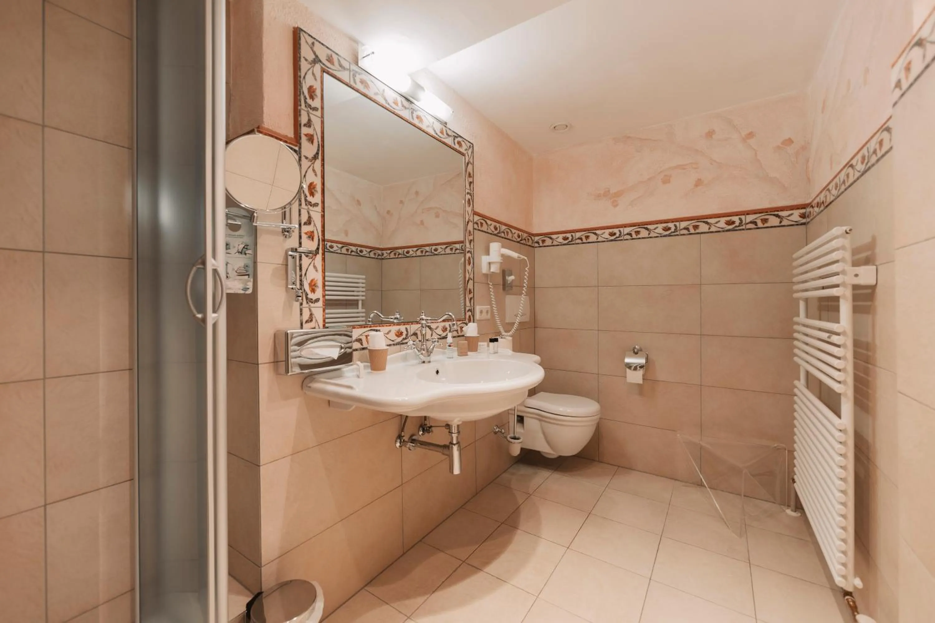 Shower in Wellness Aparthotel Panorama Alpin - Ferienwohnungen Jerzens im Pitztal