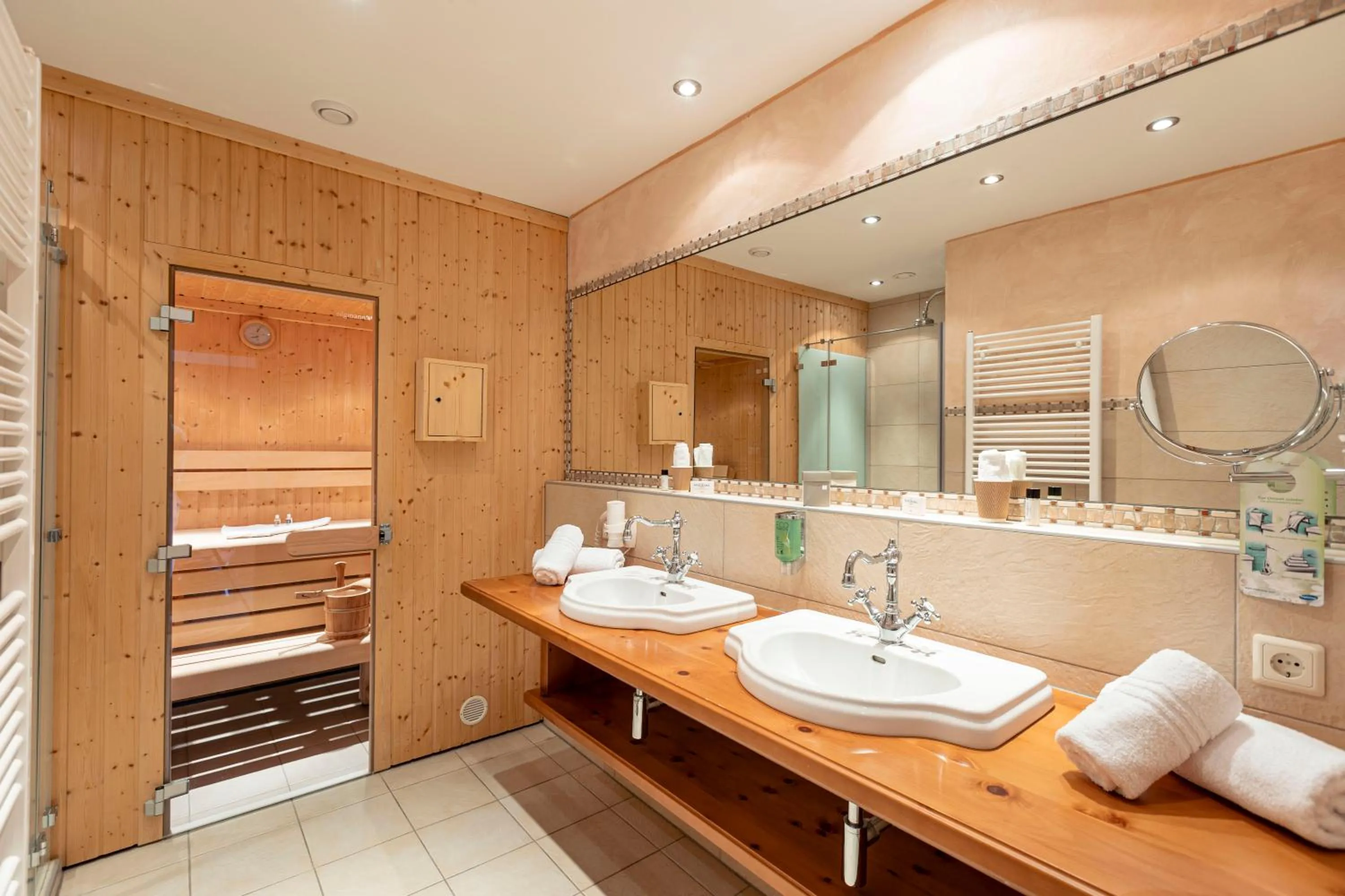 Bathroom in Wellness Aparthotel Panorama Alpin - Ferienwohnungen Jerzens im Pitztal