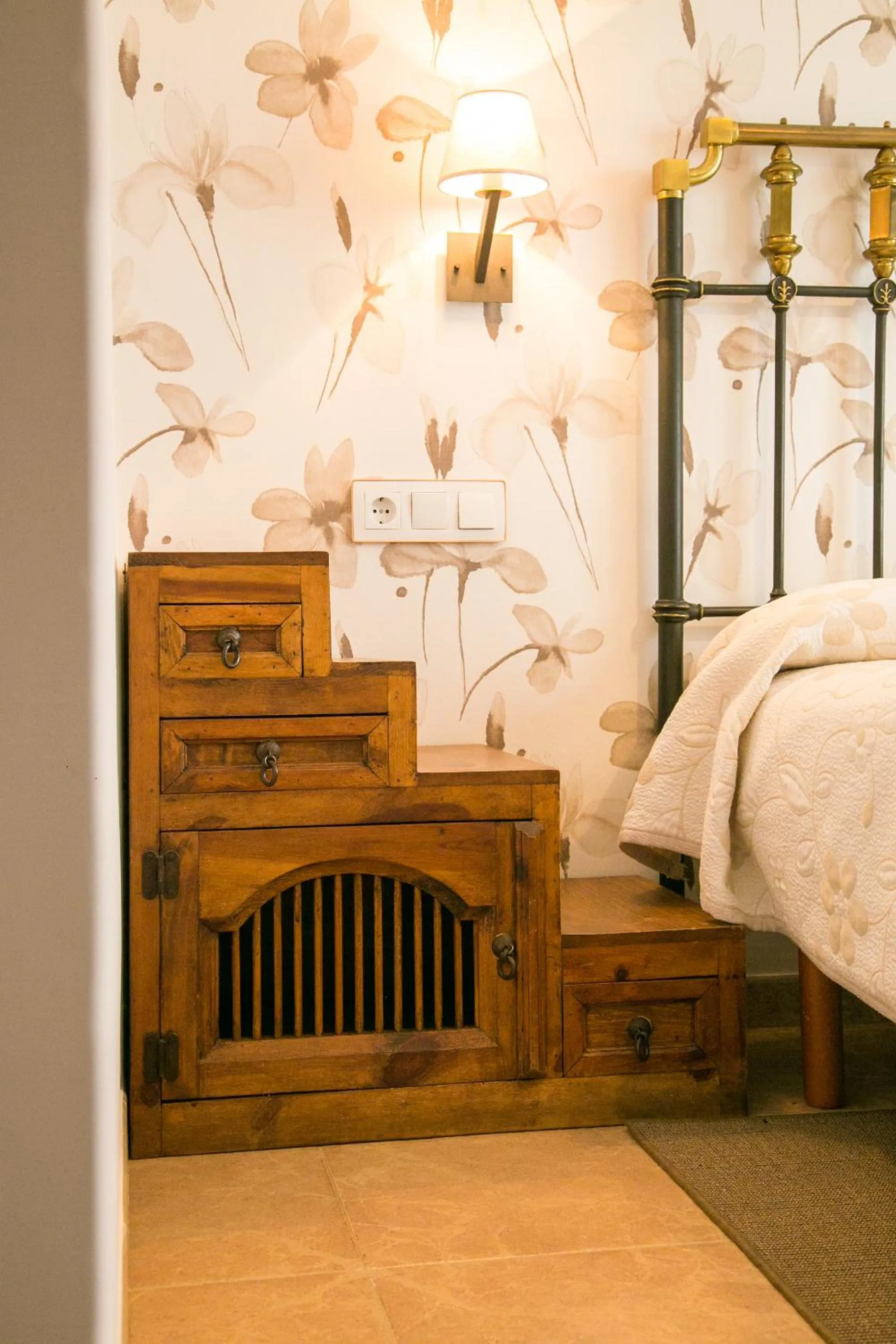 Decorative detail, Bed in Quintanares