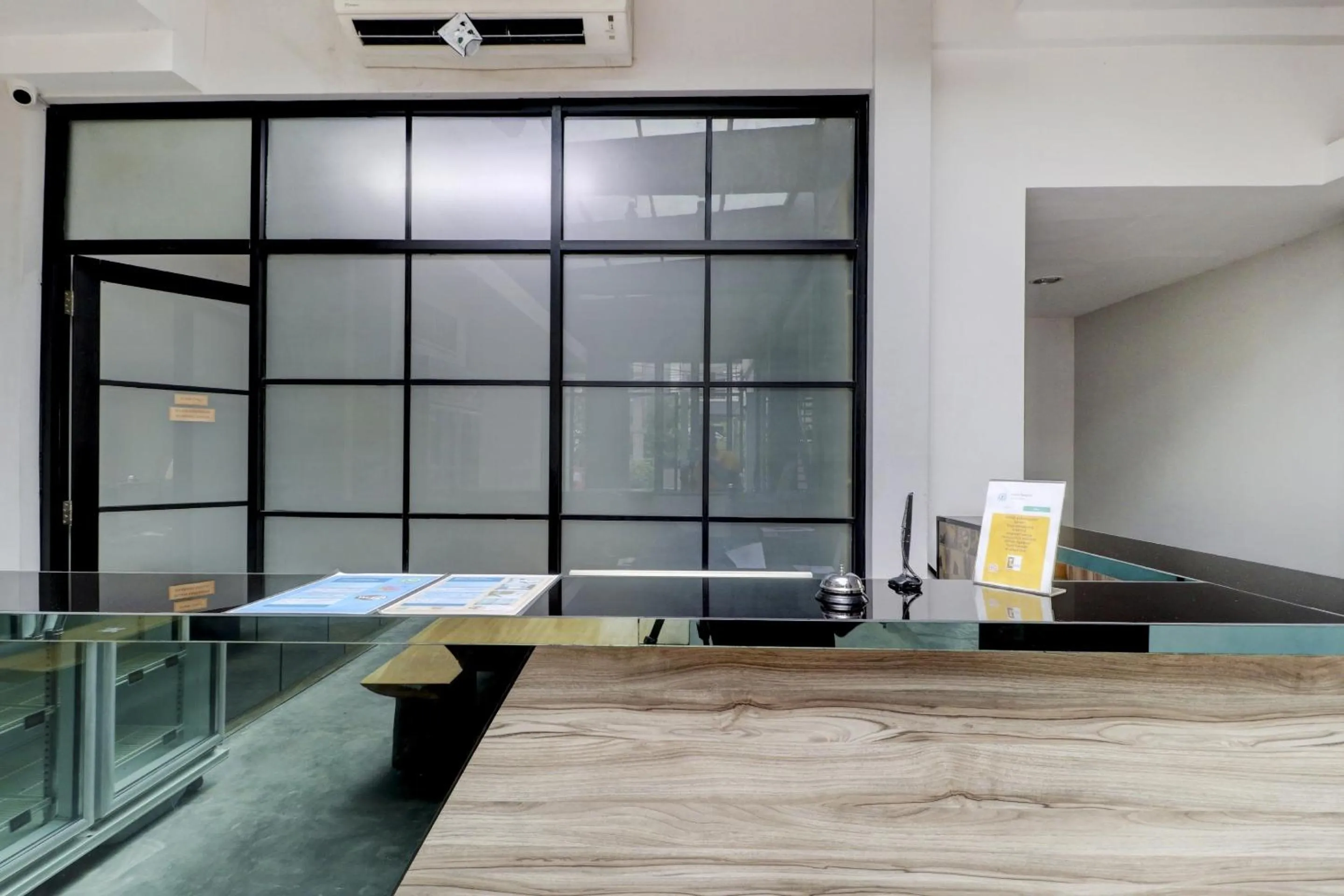 Lobby or reception in Collection O Cihampelas Near Ciwalk Formerly I Sleep Hotel