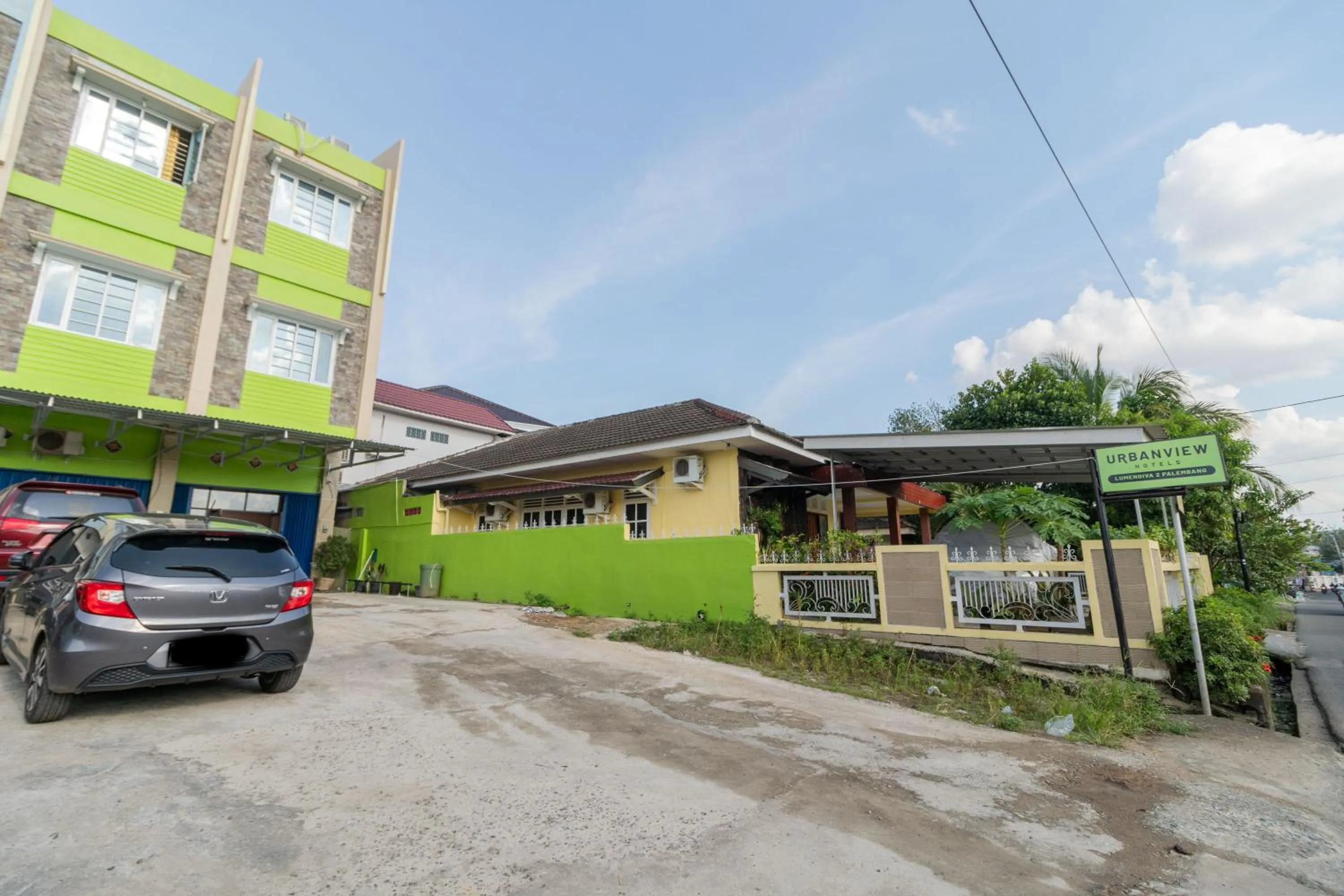 Property building in Urbanview Hotel Lumendiva 2 Palembang by RedDoorz