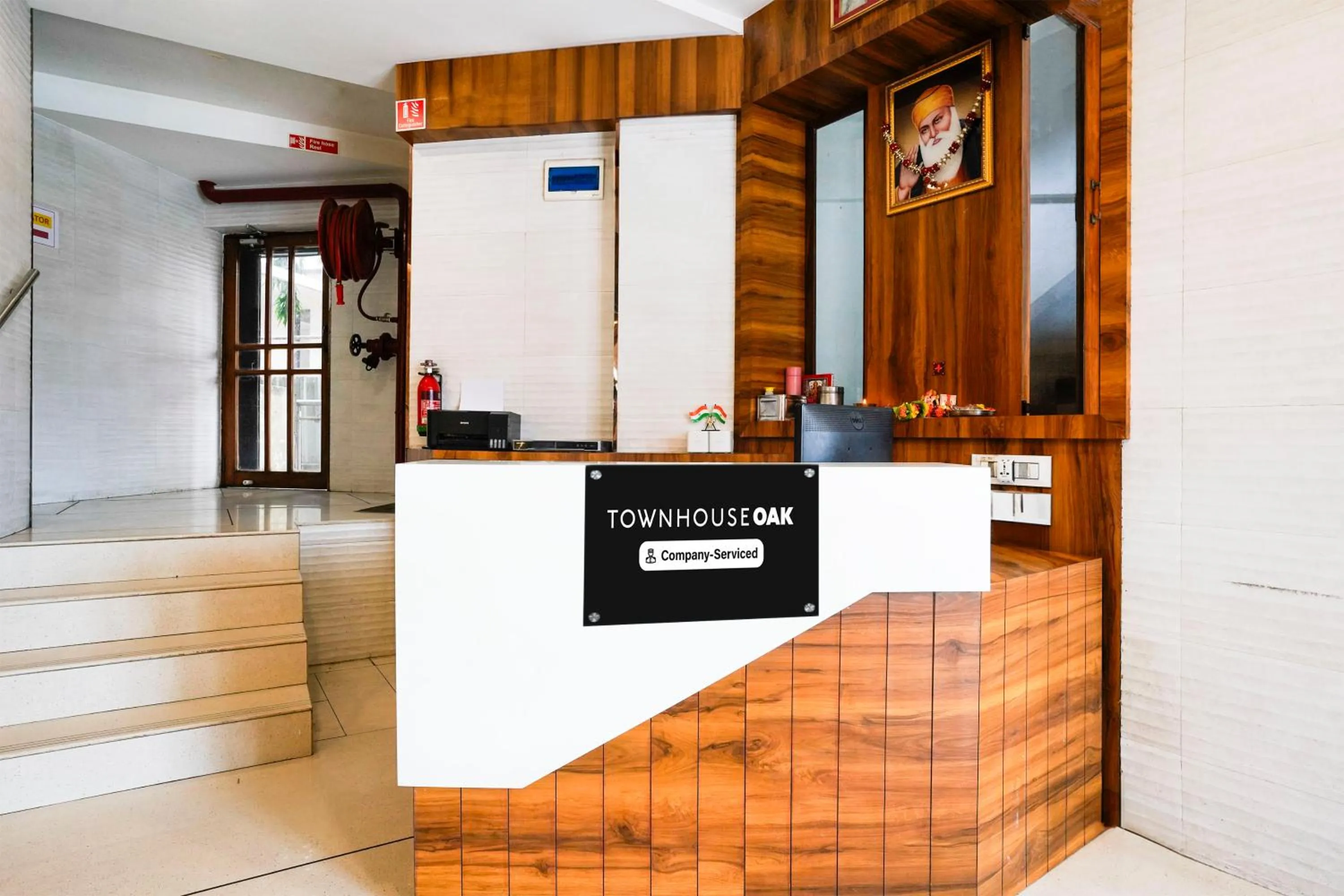 Lobby or reception in Super Townhouse Oak Vashi