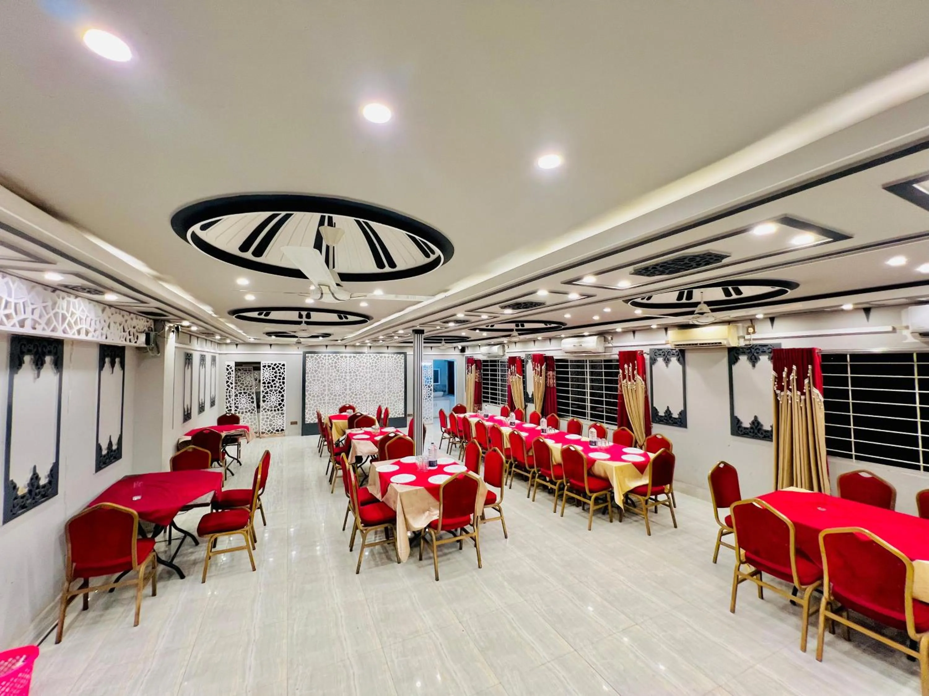 The Grand Mafi Hotel & Spa