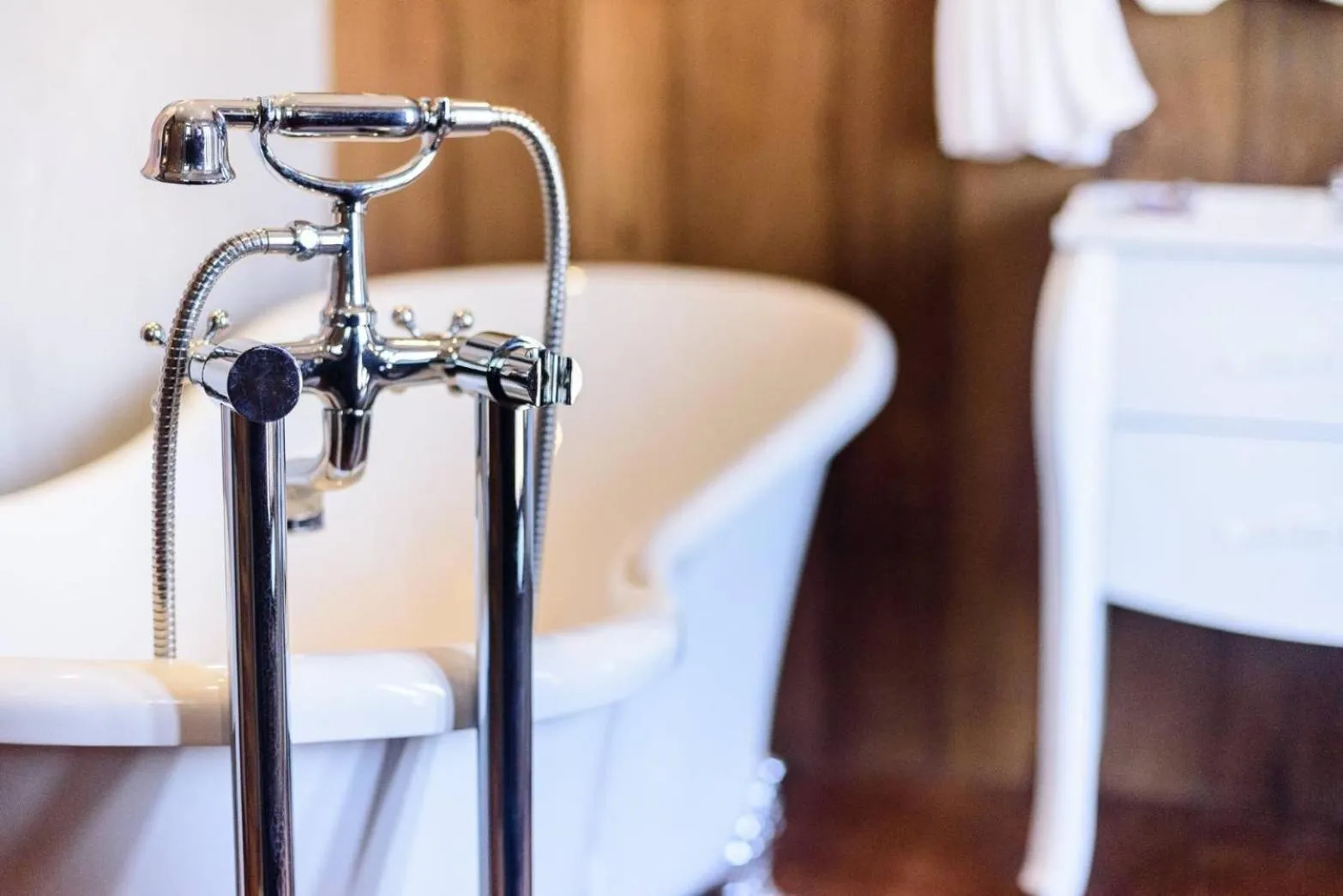 Bathroom in RoomQuest Rimrabeang at Amphawa