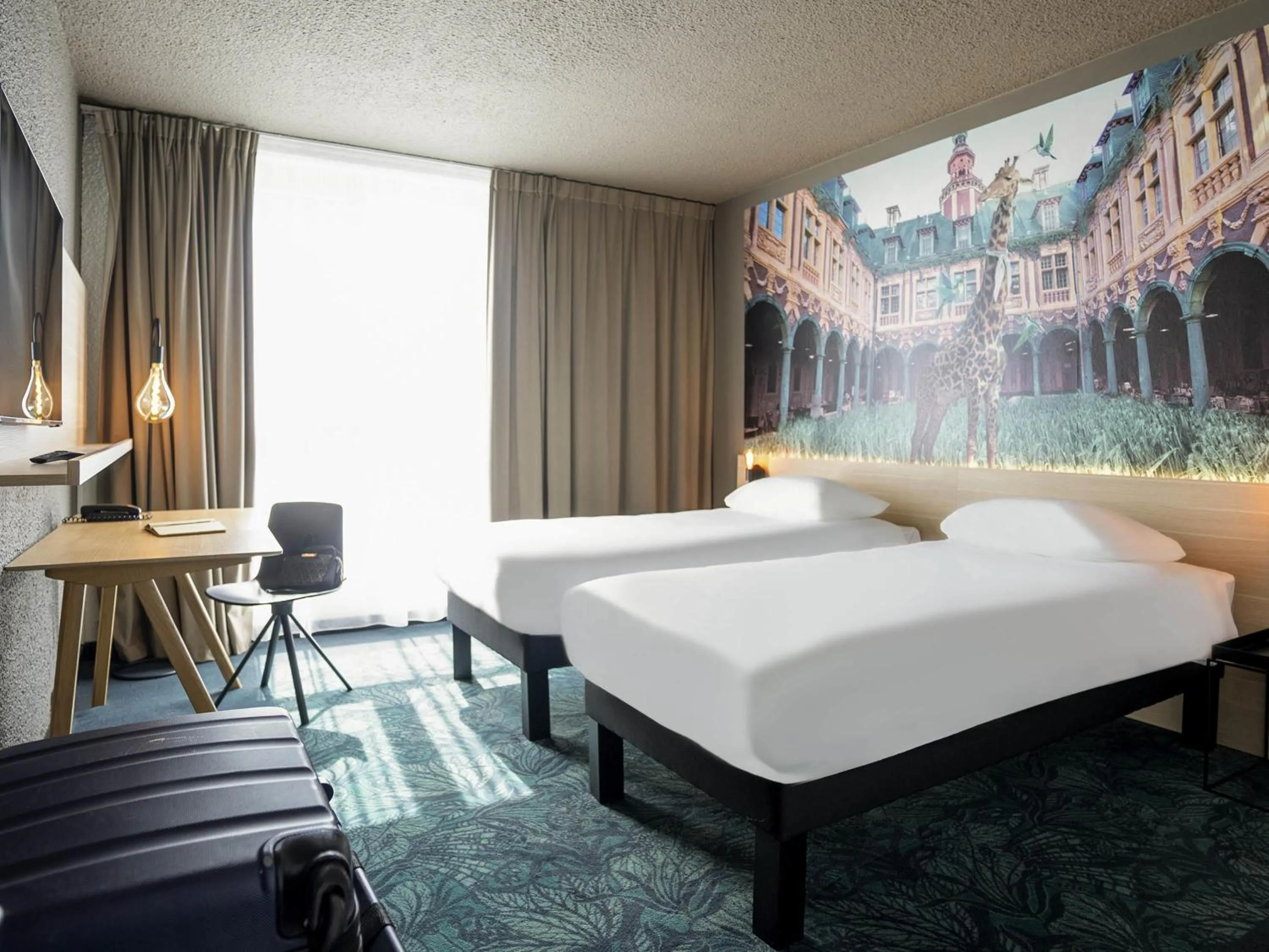 Bedroom, Bed in ibis Styles Lille Neuville en Ferrain