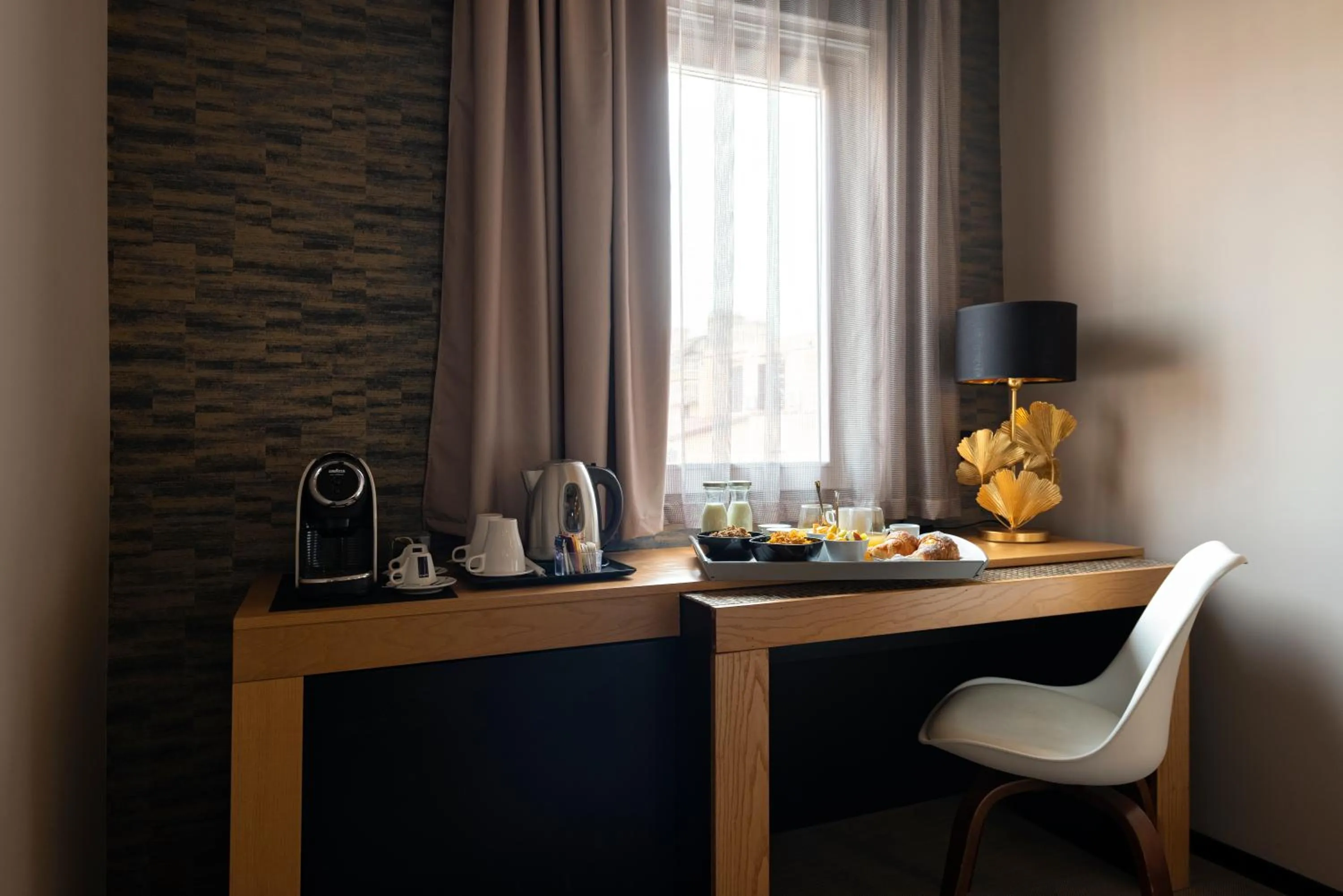 Coffee/tea facilities in Ara di Marte Suites